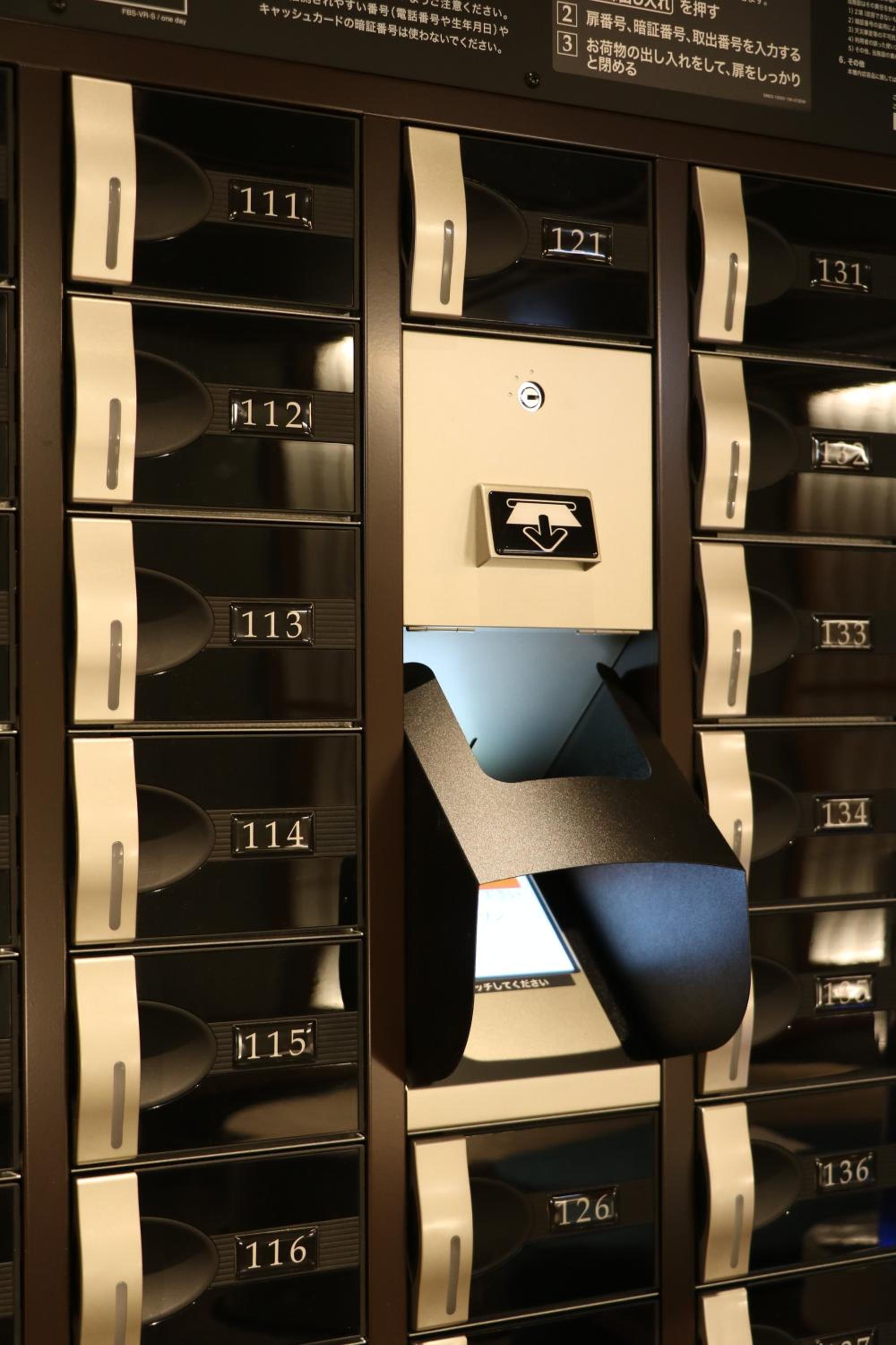 Cabin & Capsule Hotel J-SHIP Osaka Namba photo 43 of 46