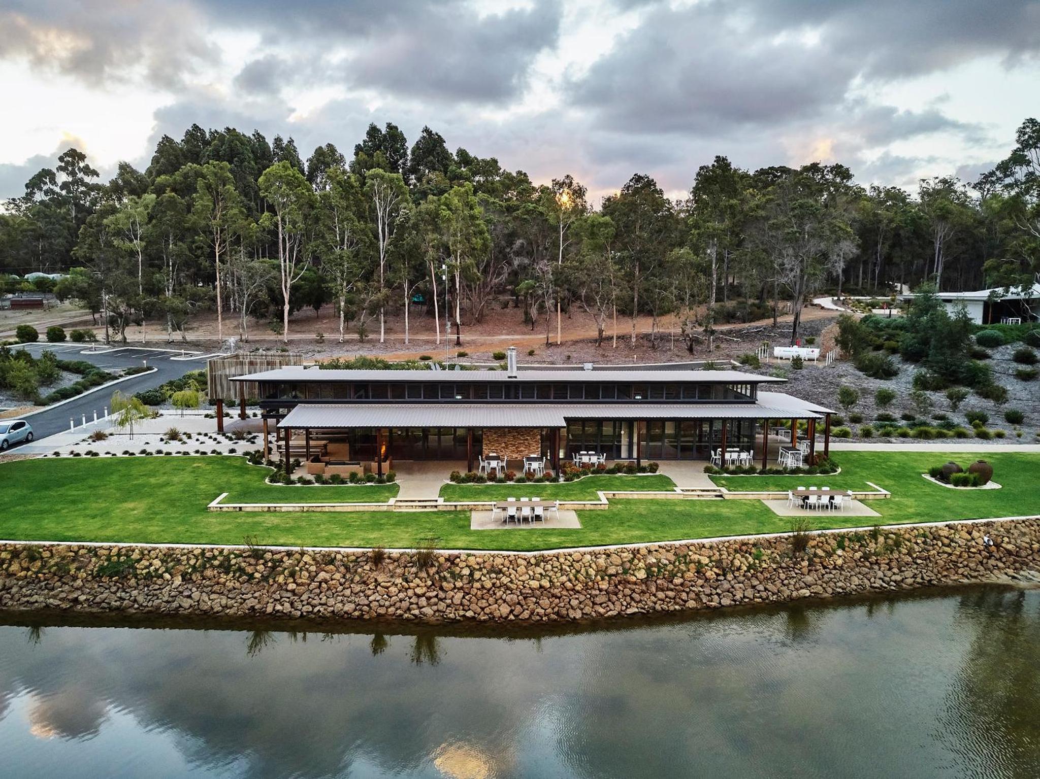Eight Willows Retreat