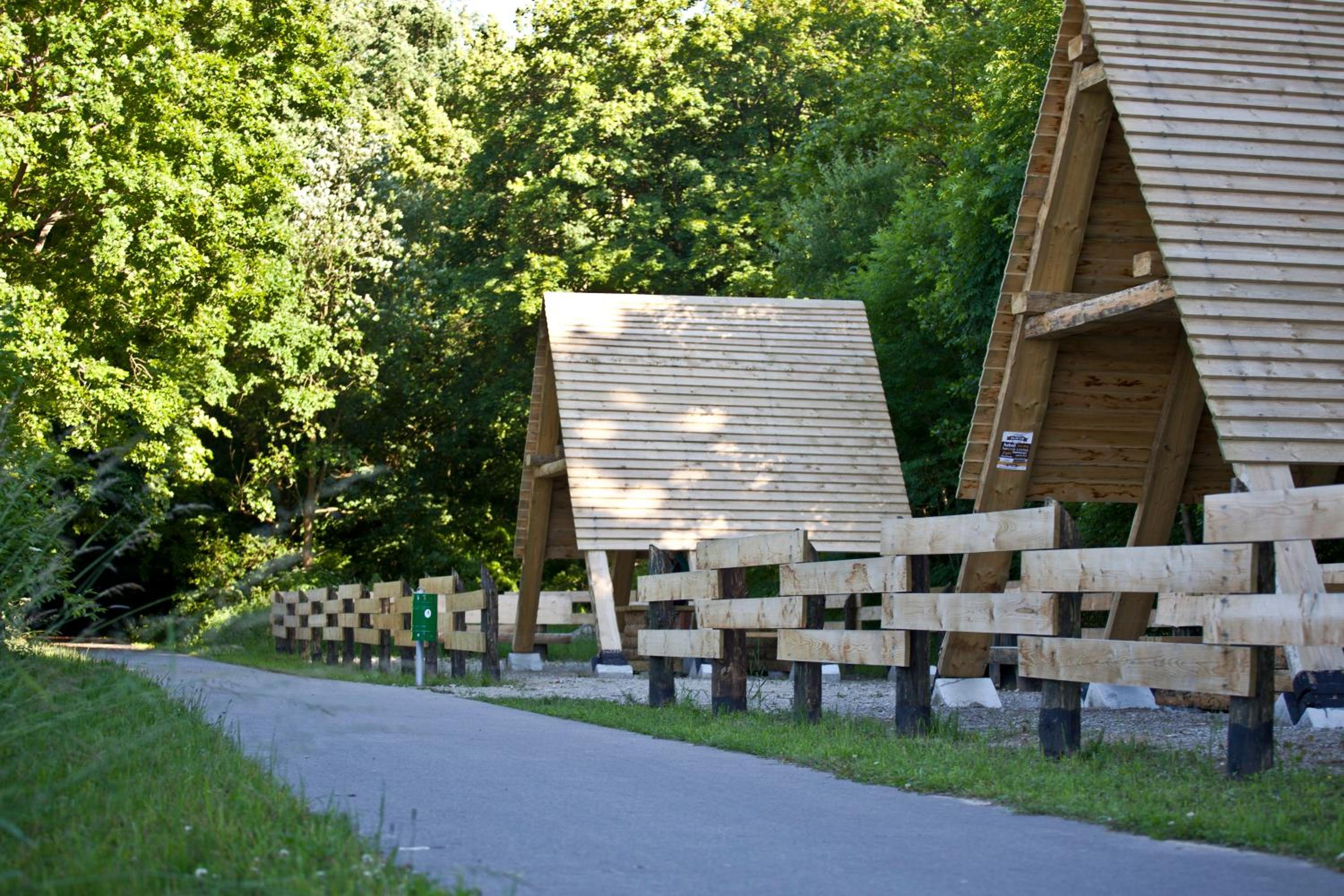 Photo 100
