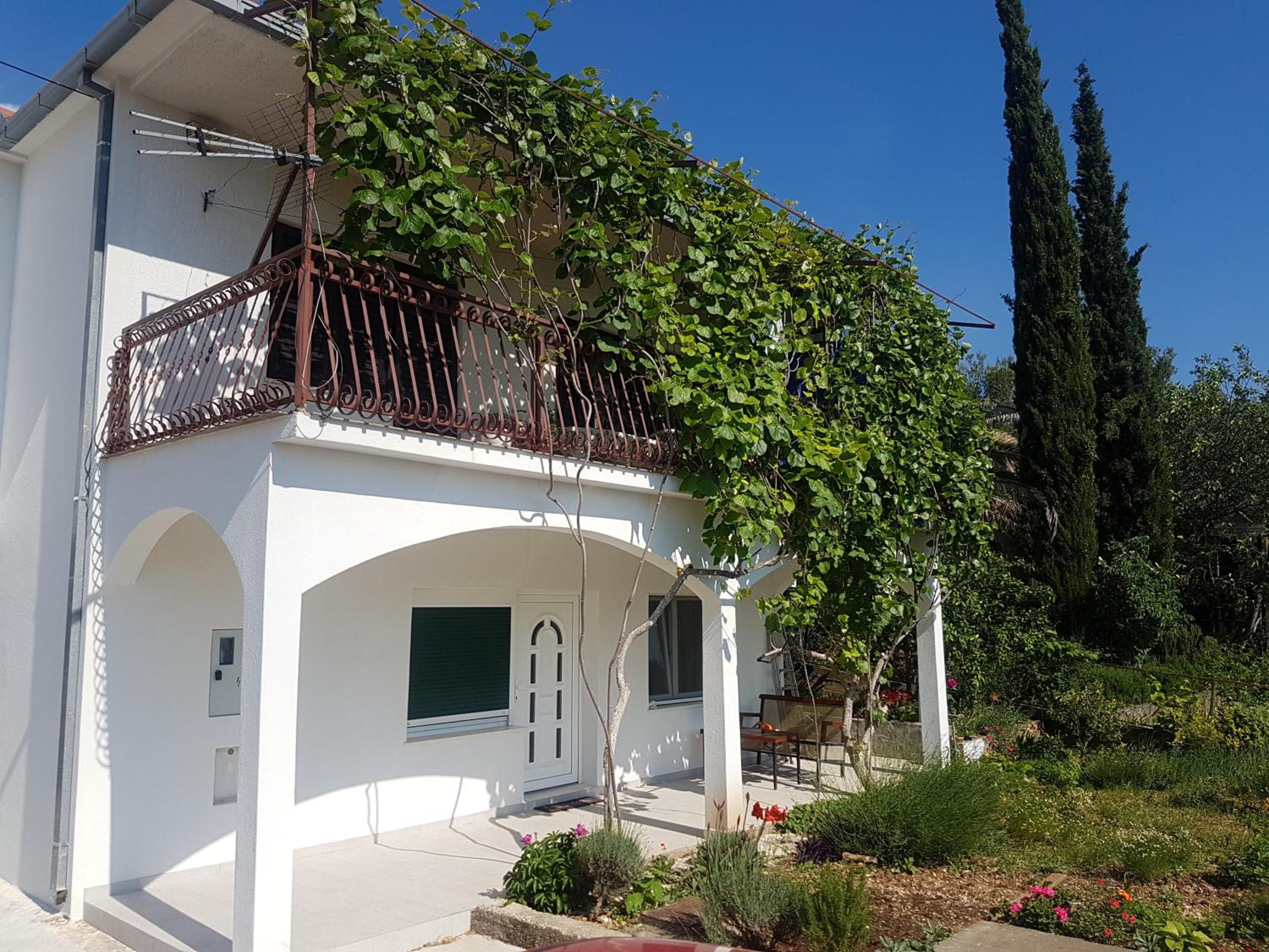Apartment Okrug Gornji - Trogir with Sea View view 5