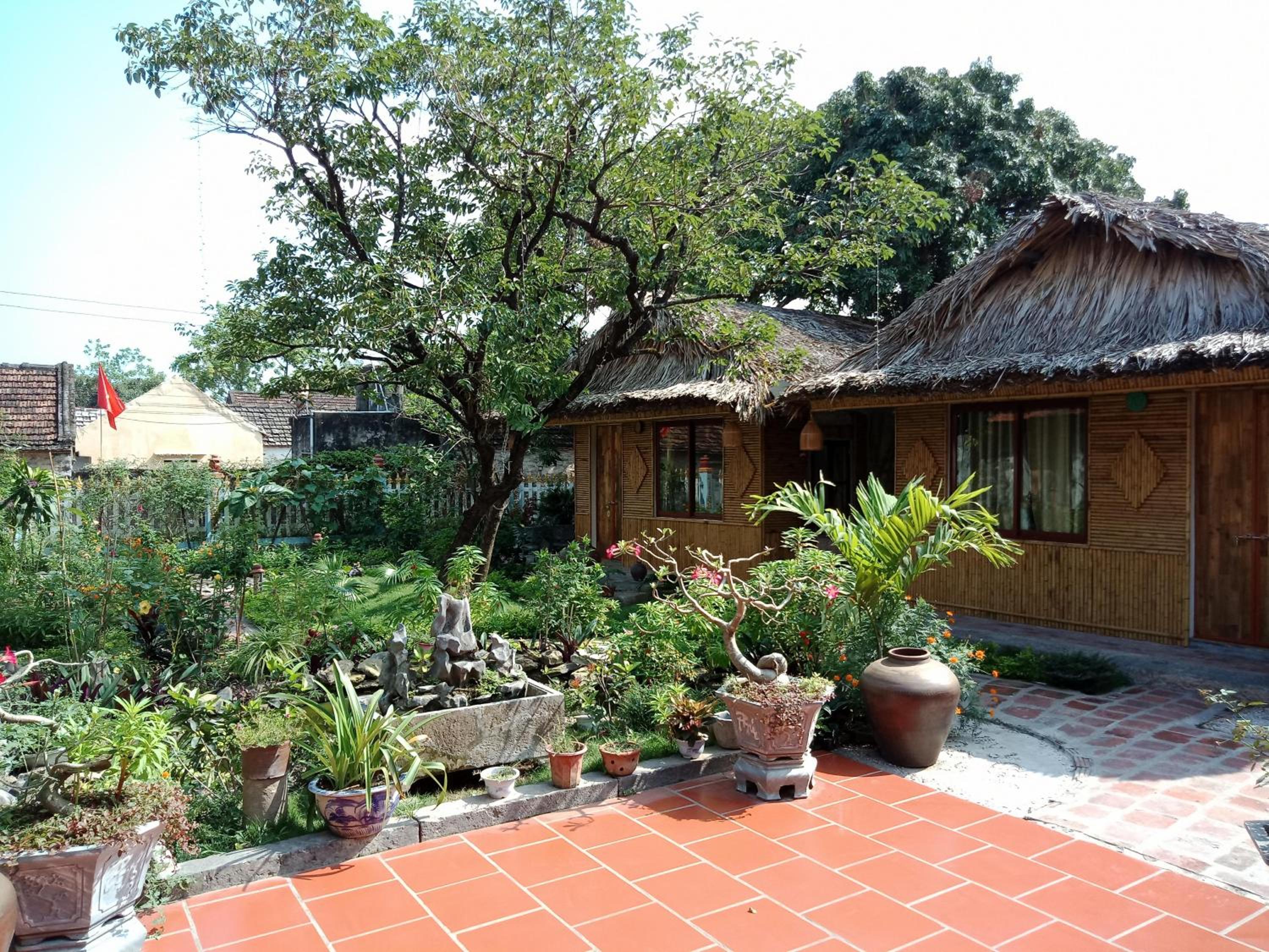 Tam Coc Palm House