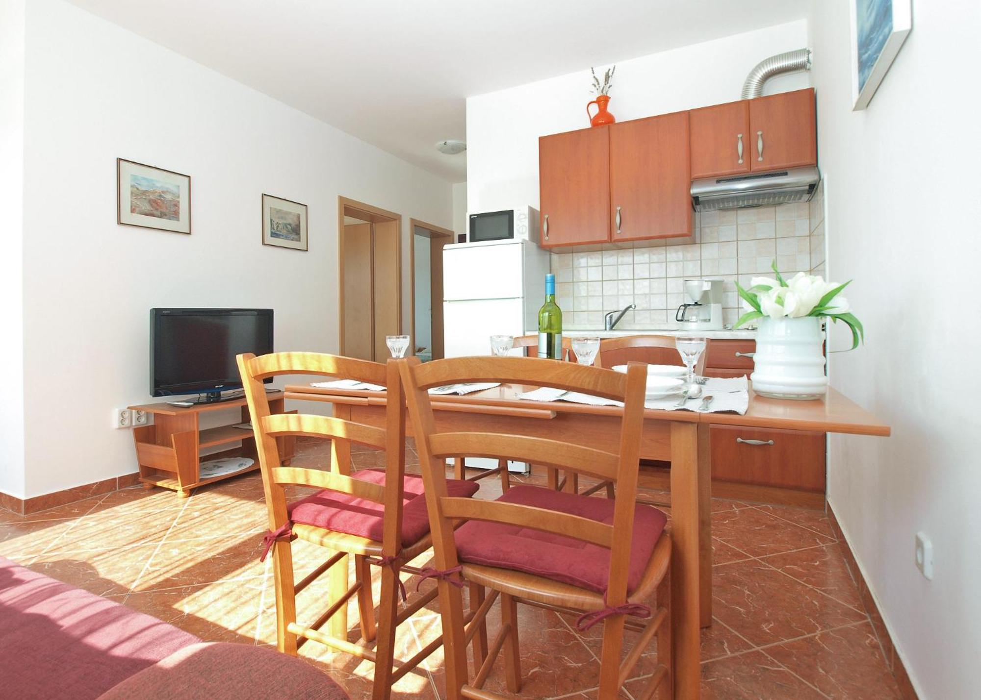 Apartment Marija 1641 view 3