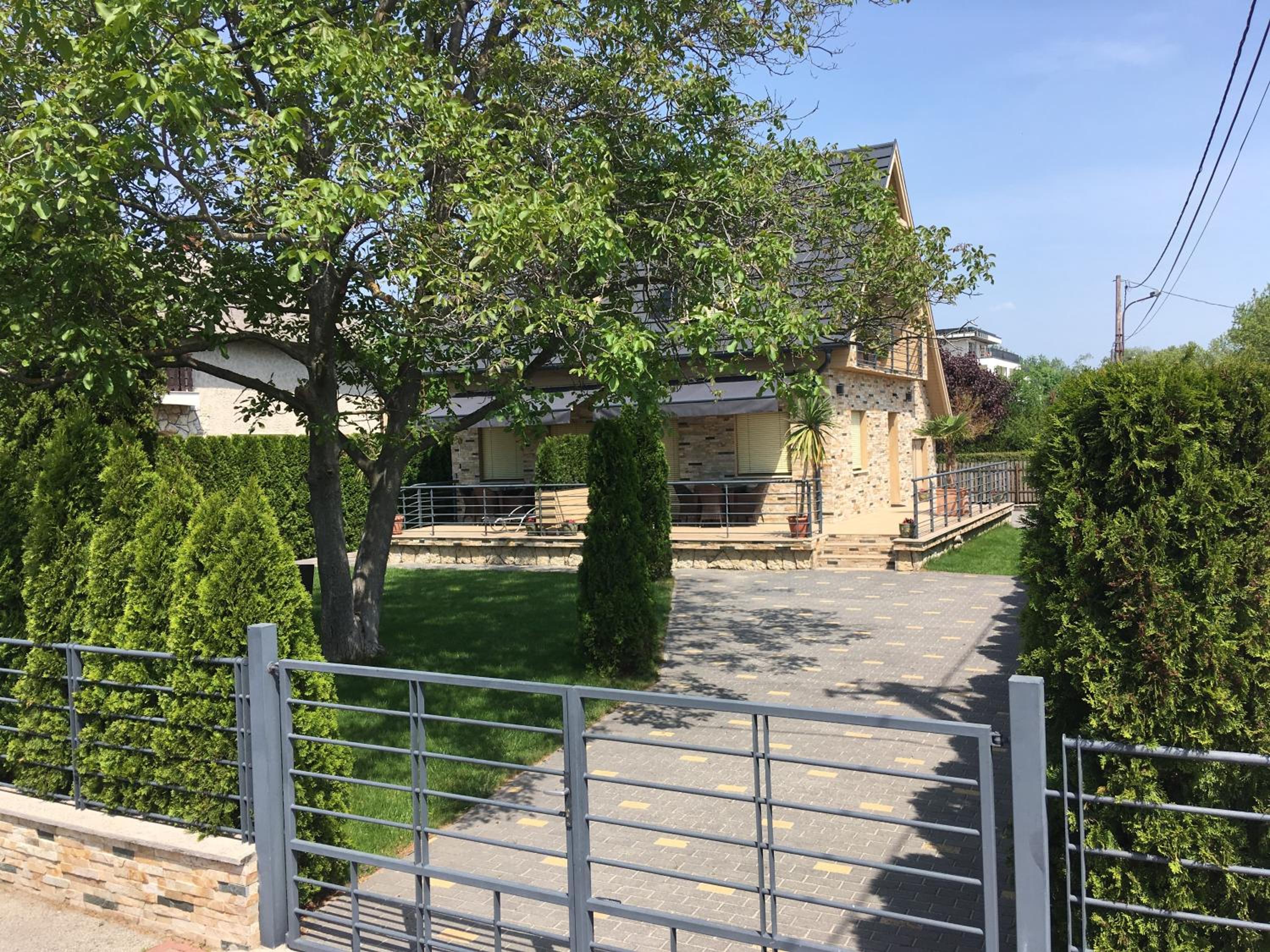 Sétány Apartman view 5