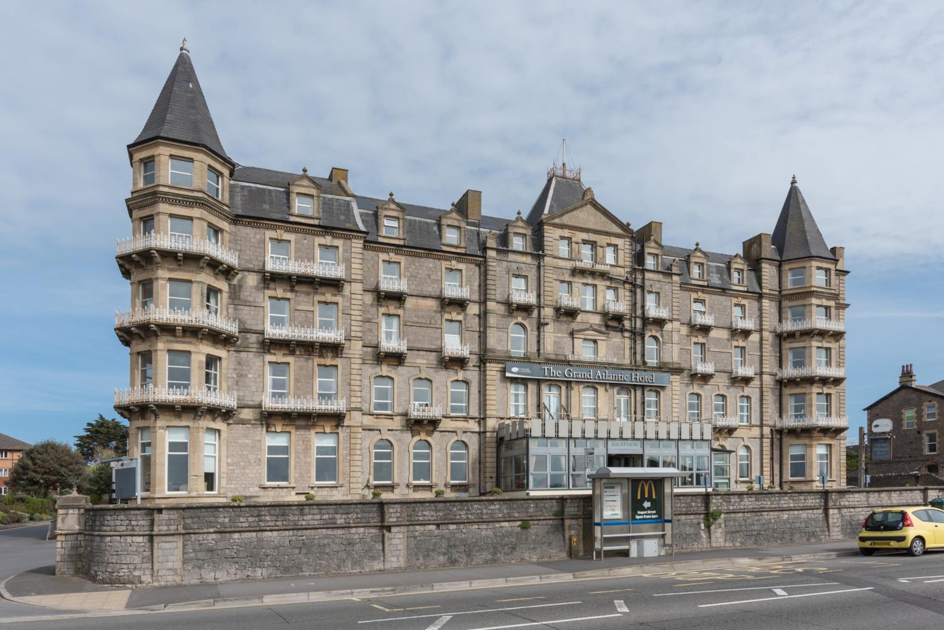 Weston-super-Mare Vacations - The Grand Atlantic Hotel - Property Image 1