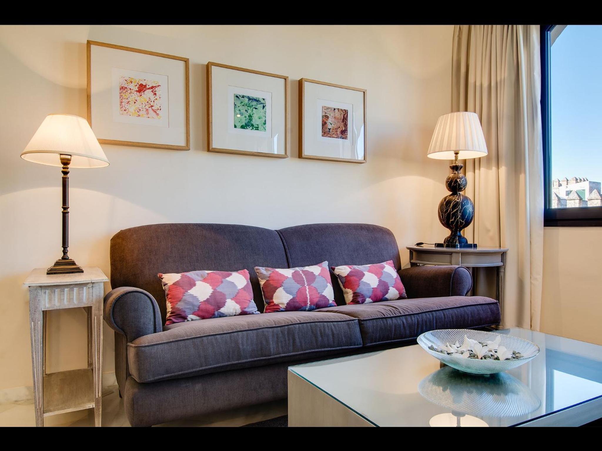 Suites Murillo Alcázar