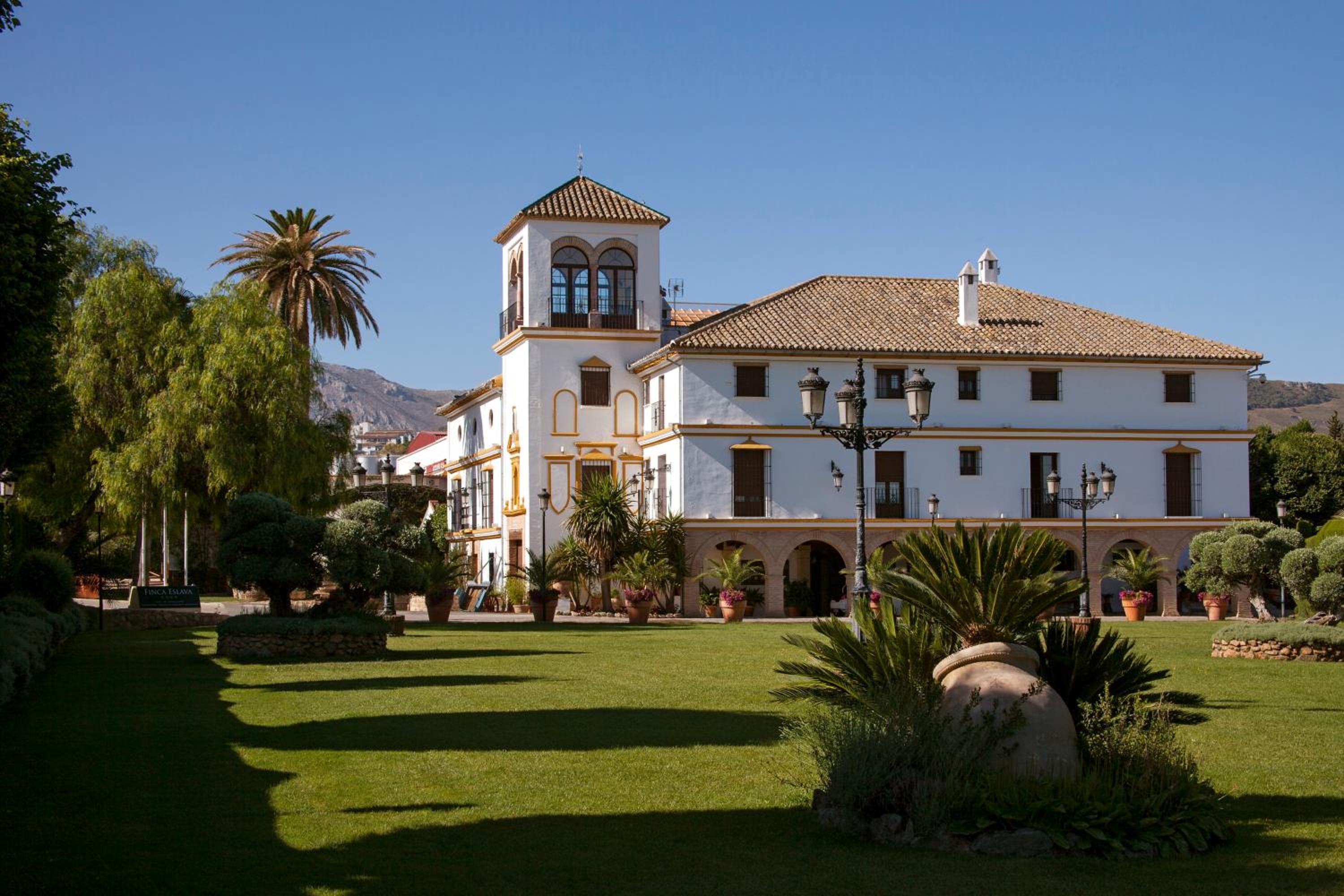 Finca Eslava en Antequera — building
