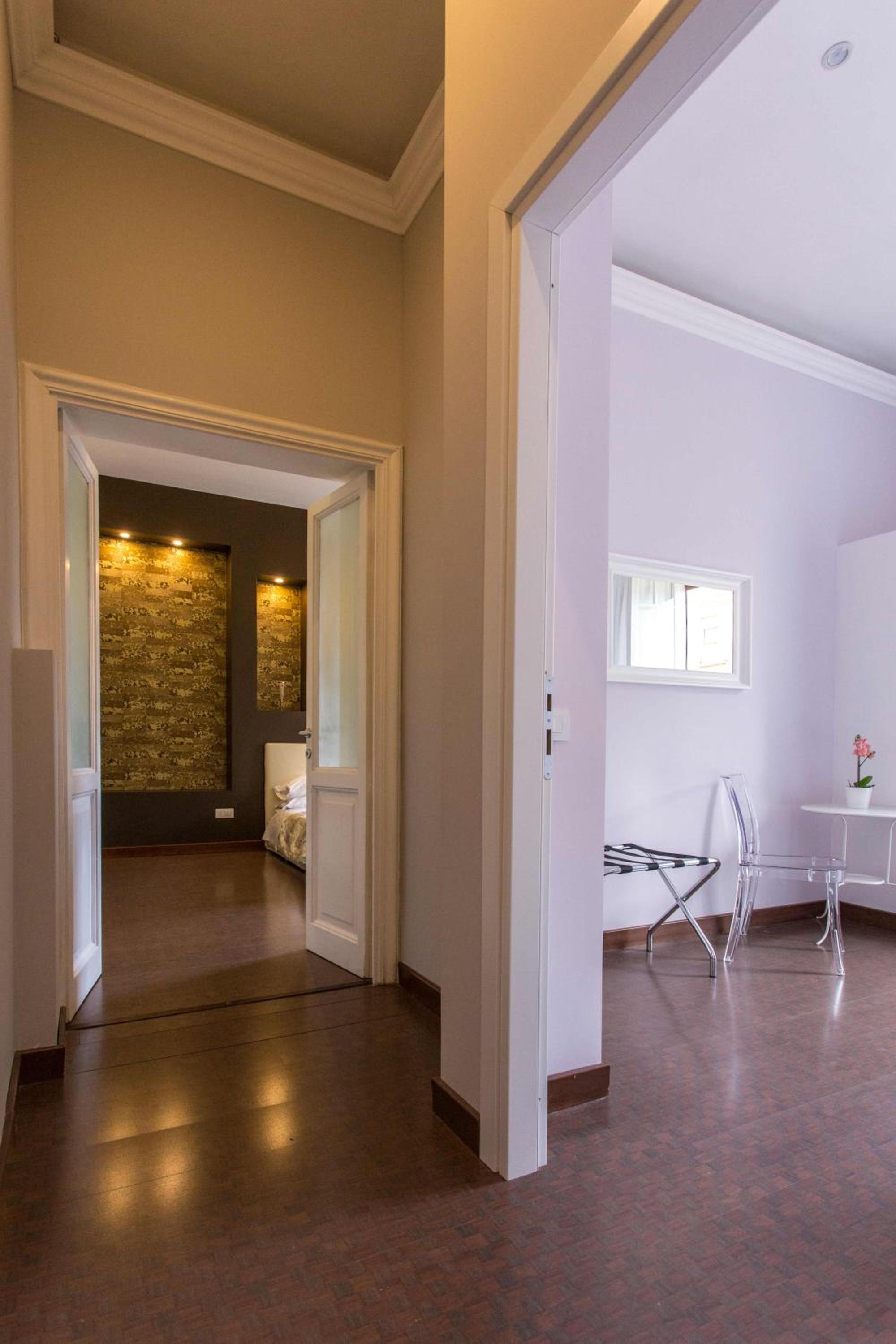 Stazione San Pietro 20 Apartment