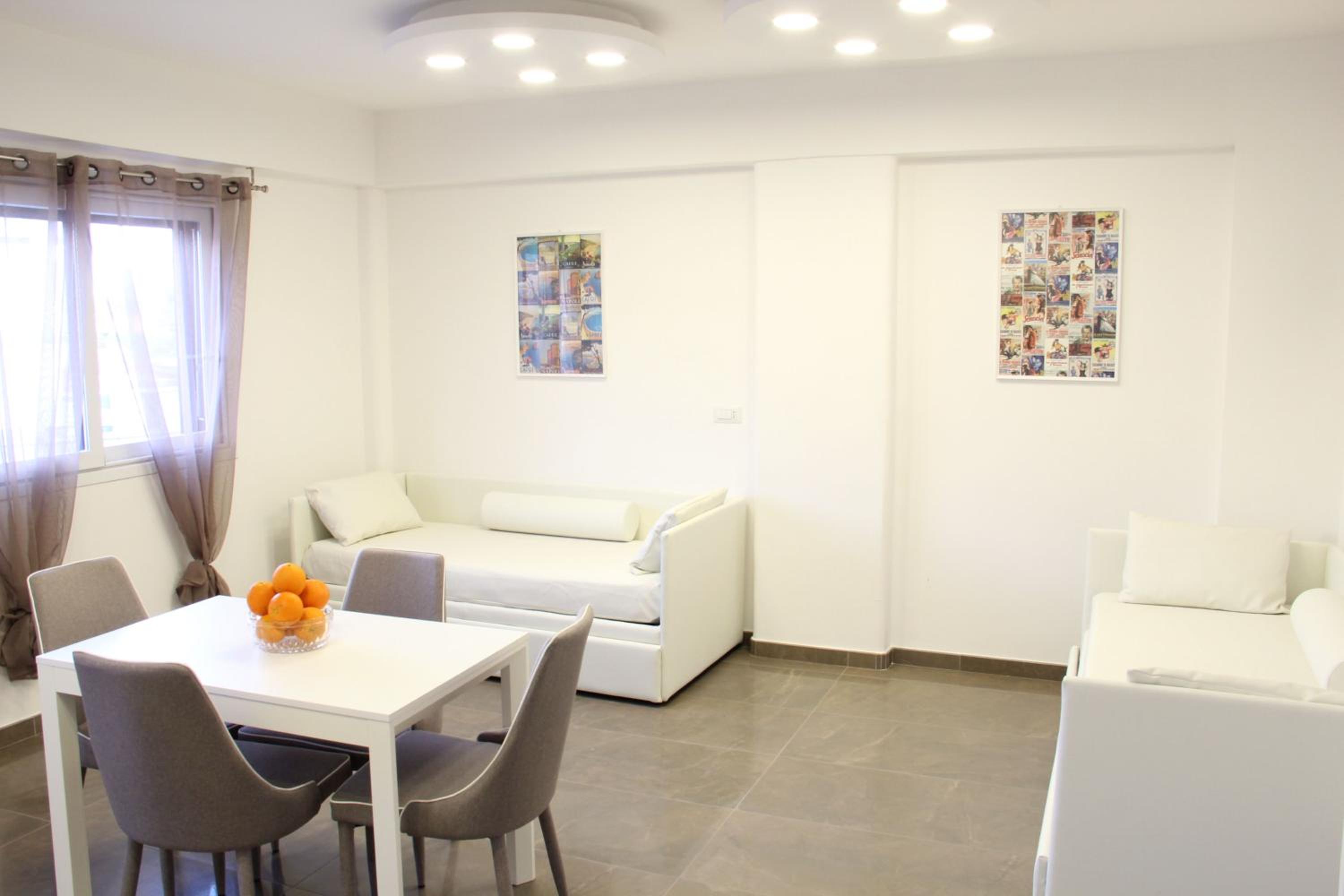 Mondo Suites Apartments