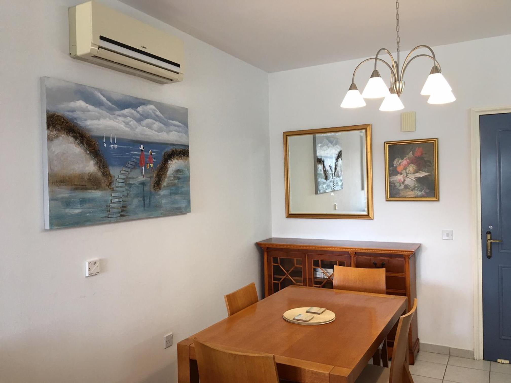 Limnaria Gardens - Modern 1 bed, Walk to Beach & Shops