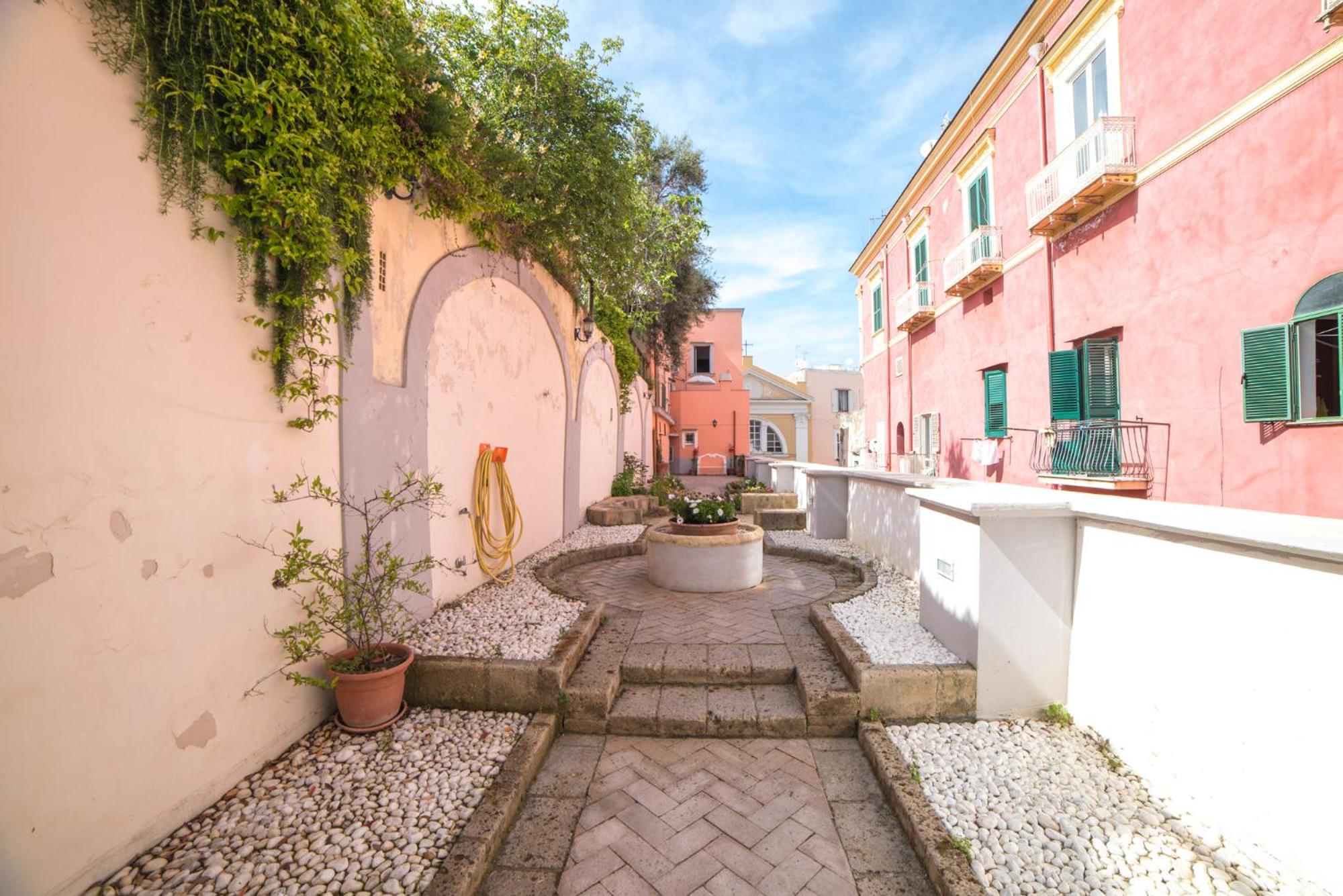 Il Borghetto Apartments & Rooms