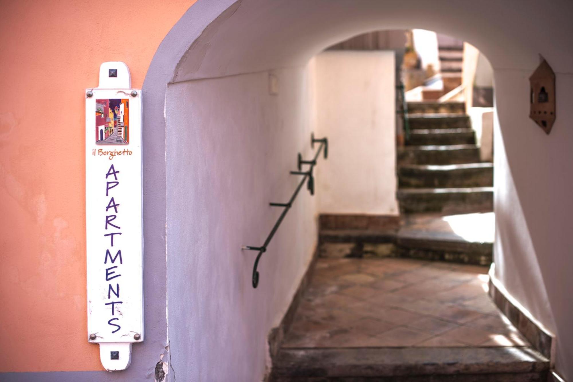 Il Borghetto Apartments & Rooms