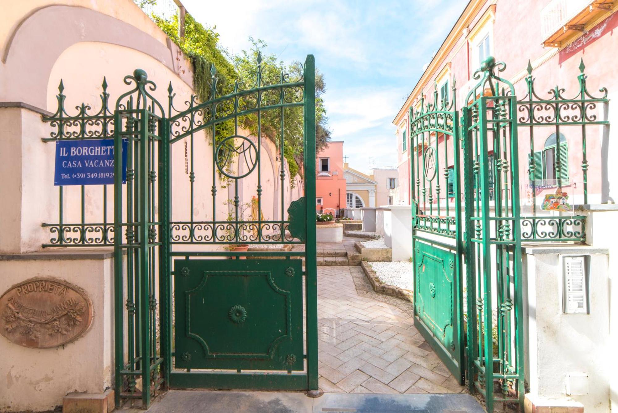 Il Borghetto Apartments & Rooms