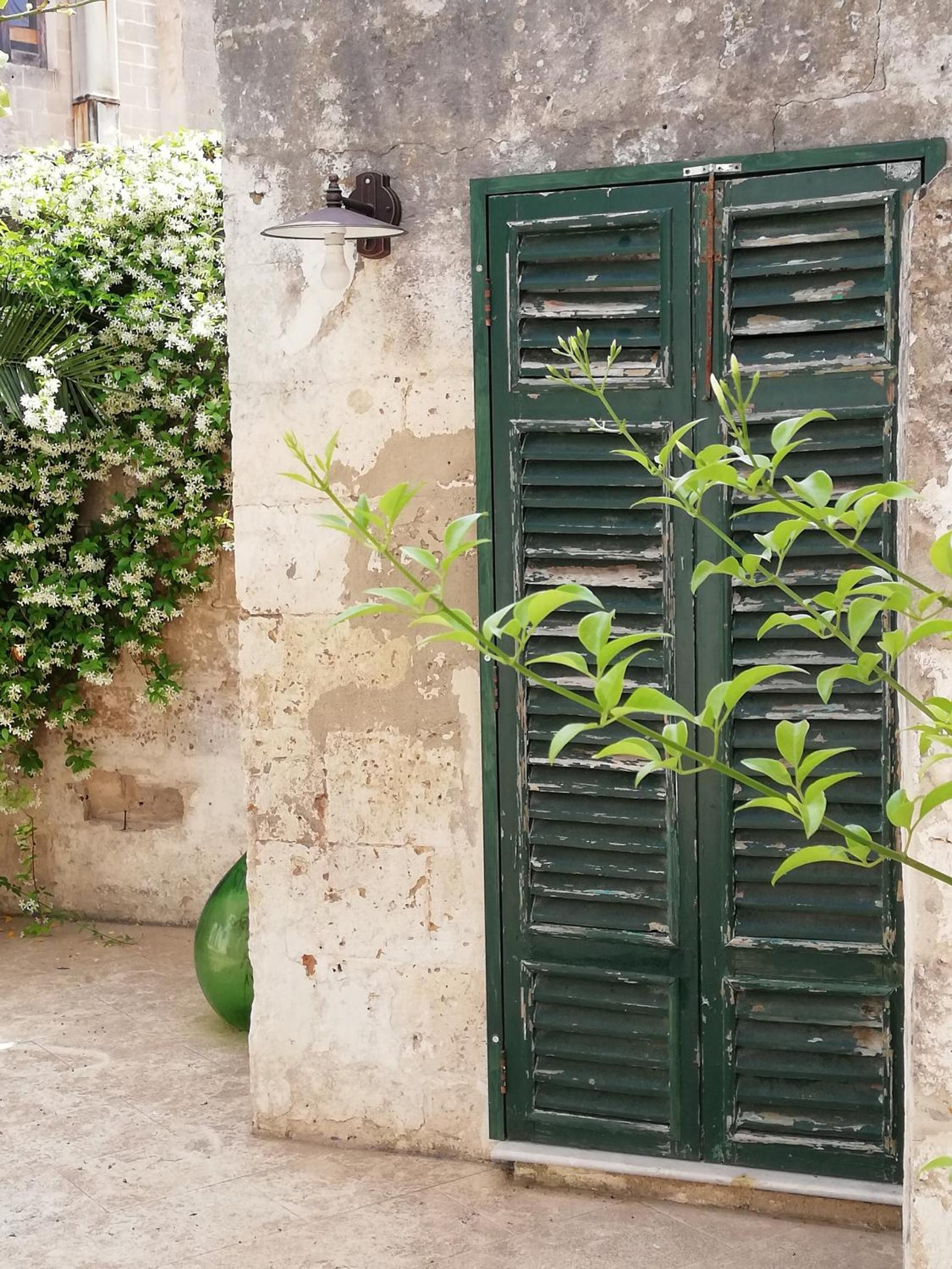 Agorà Suites & Apartments