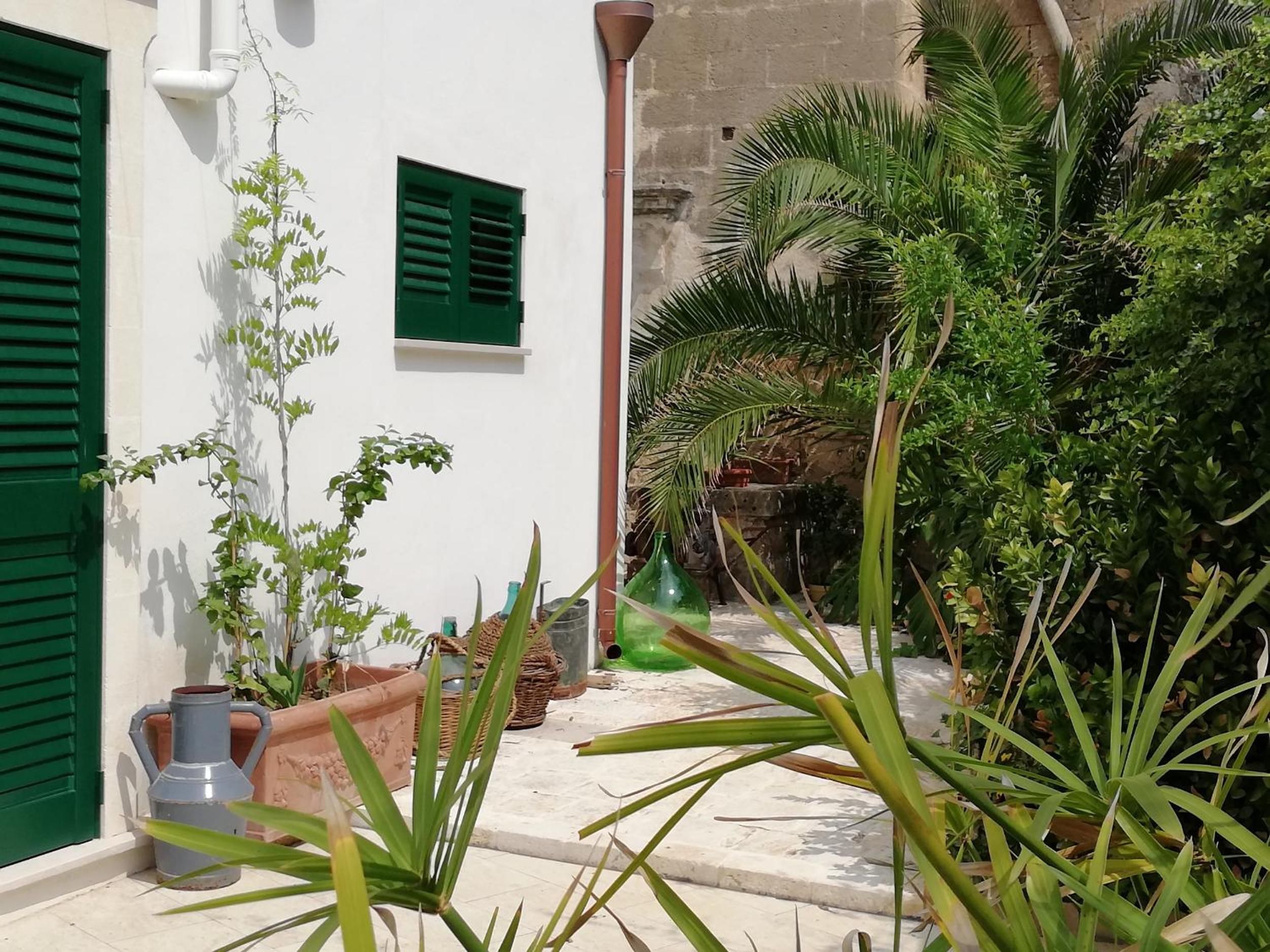 Agorà Suites & Apartments