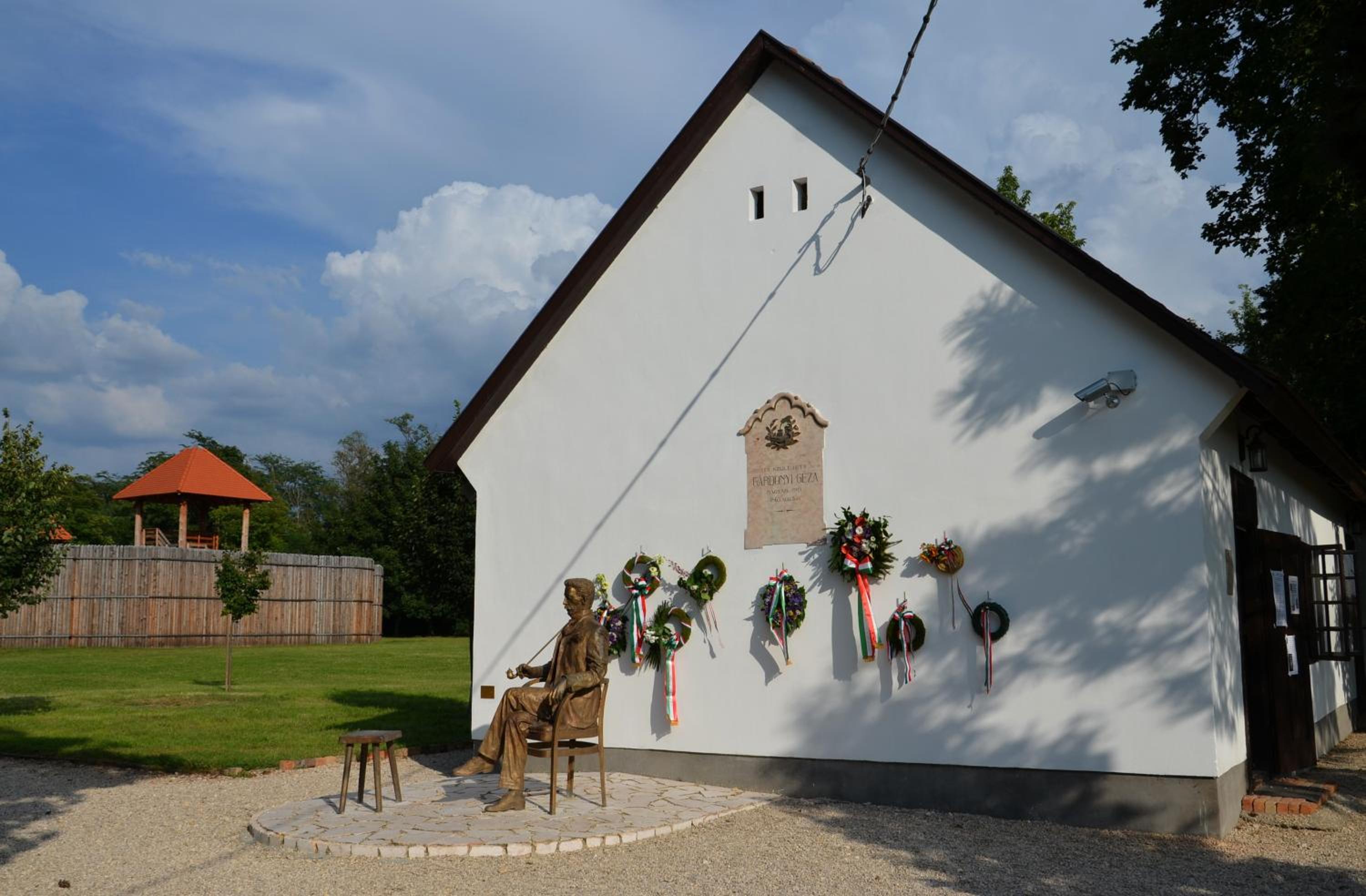 Photo 38