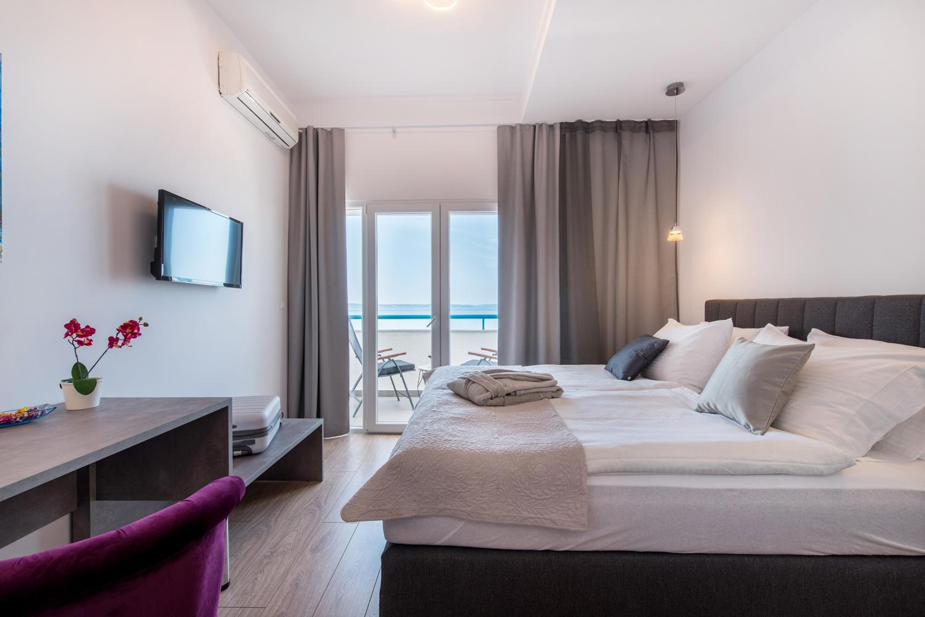 Beachfront Apartments Zanic