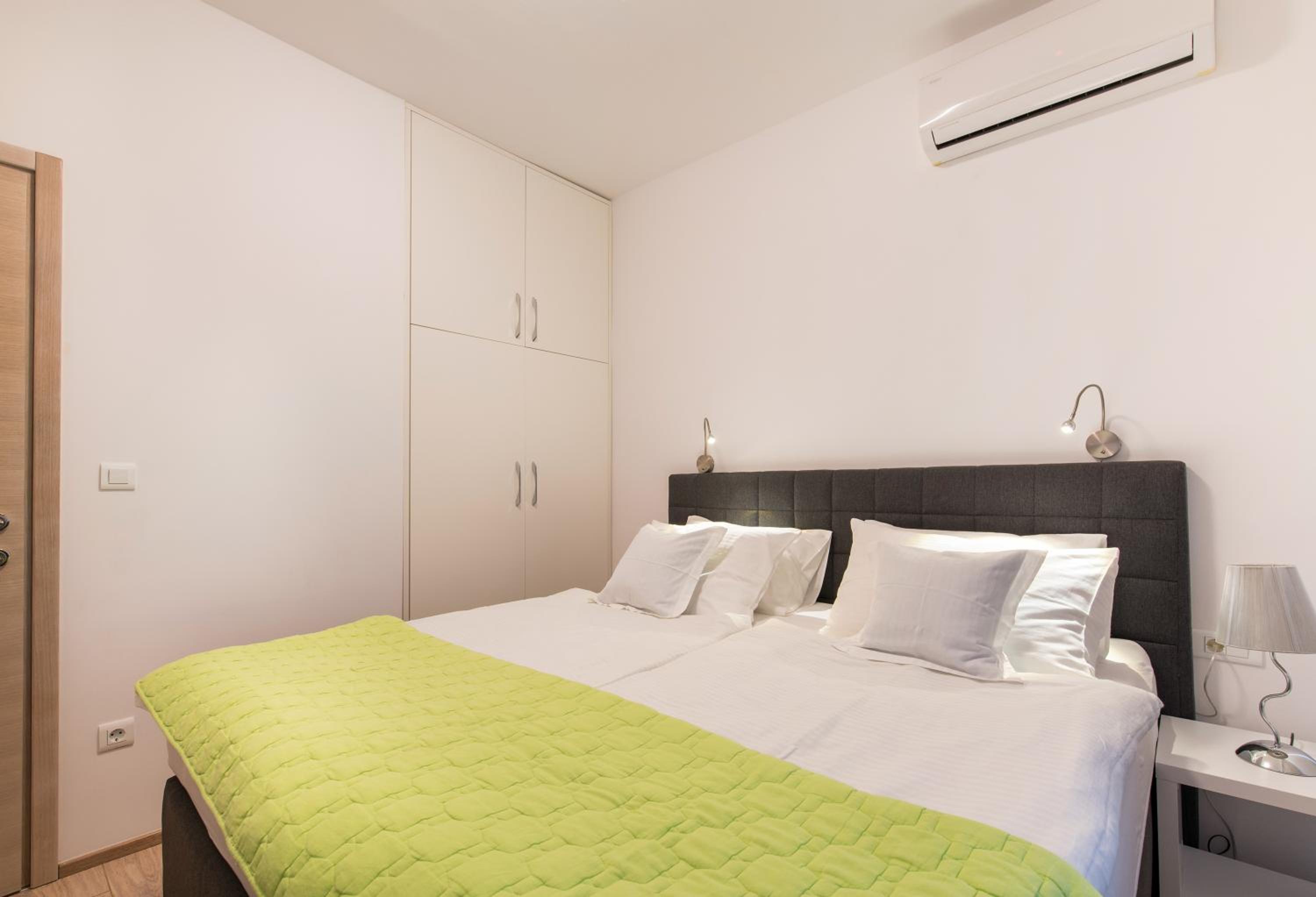 Beachfront Apartments Zanic
