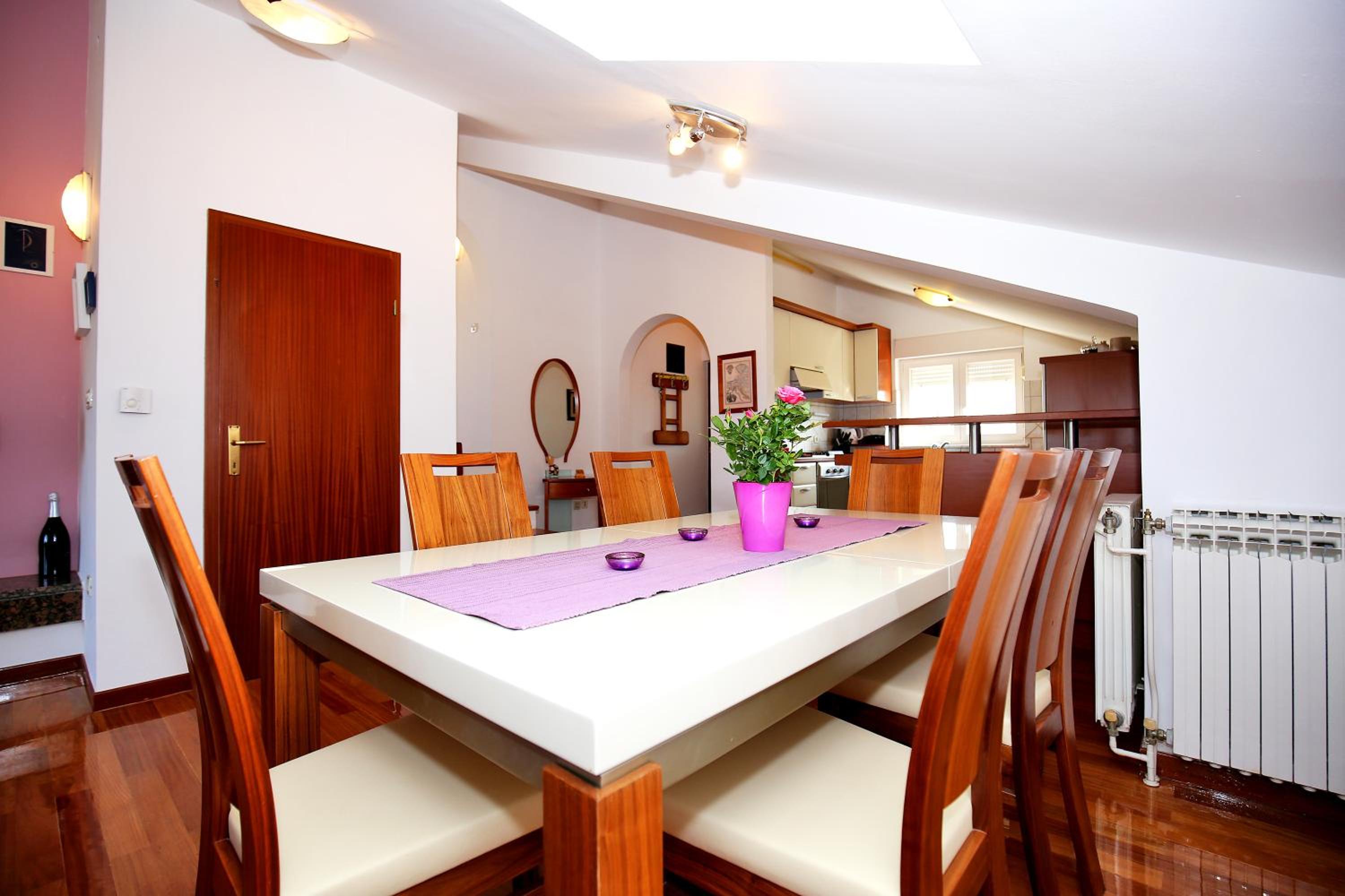 Apartman Dekorti