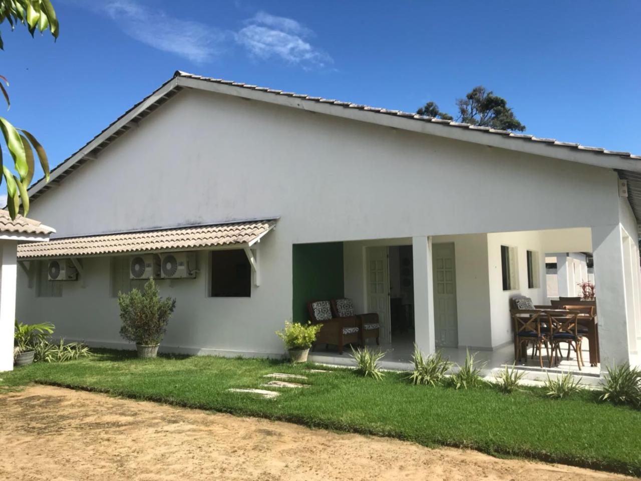 Serrambi - 4 quartos com piscina e churrasqueira