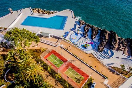 PERFECT DUPLEX PISCINE Zone VIP Funchal view 5