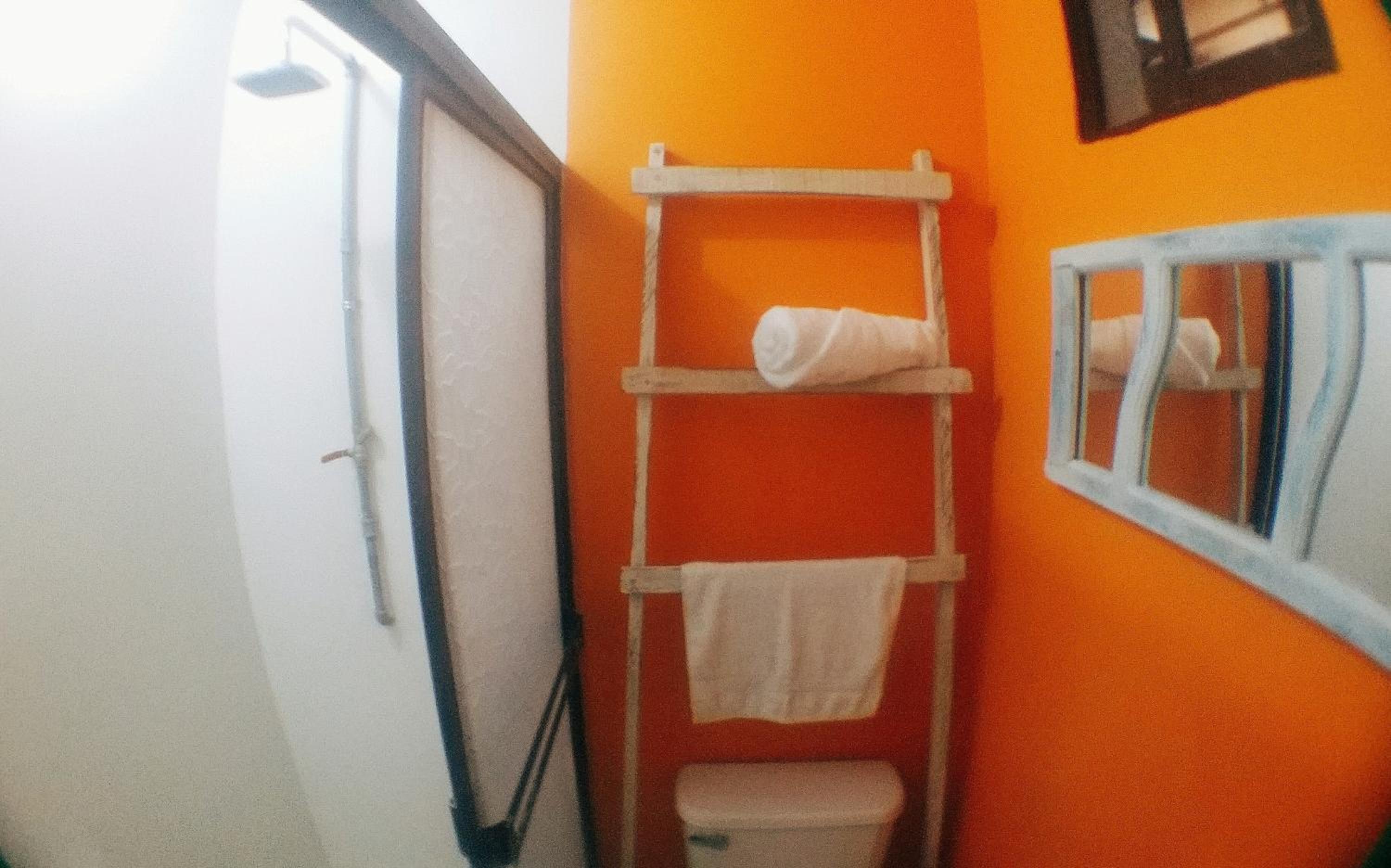 QuillaHost Guesthouse