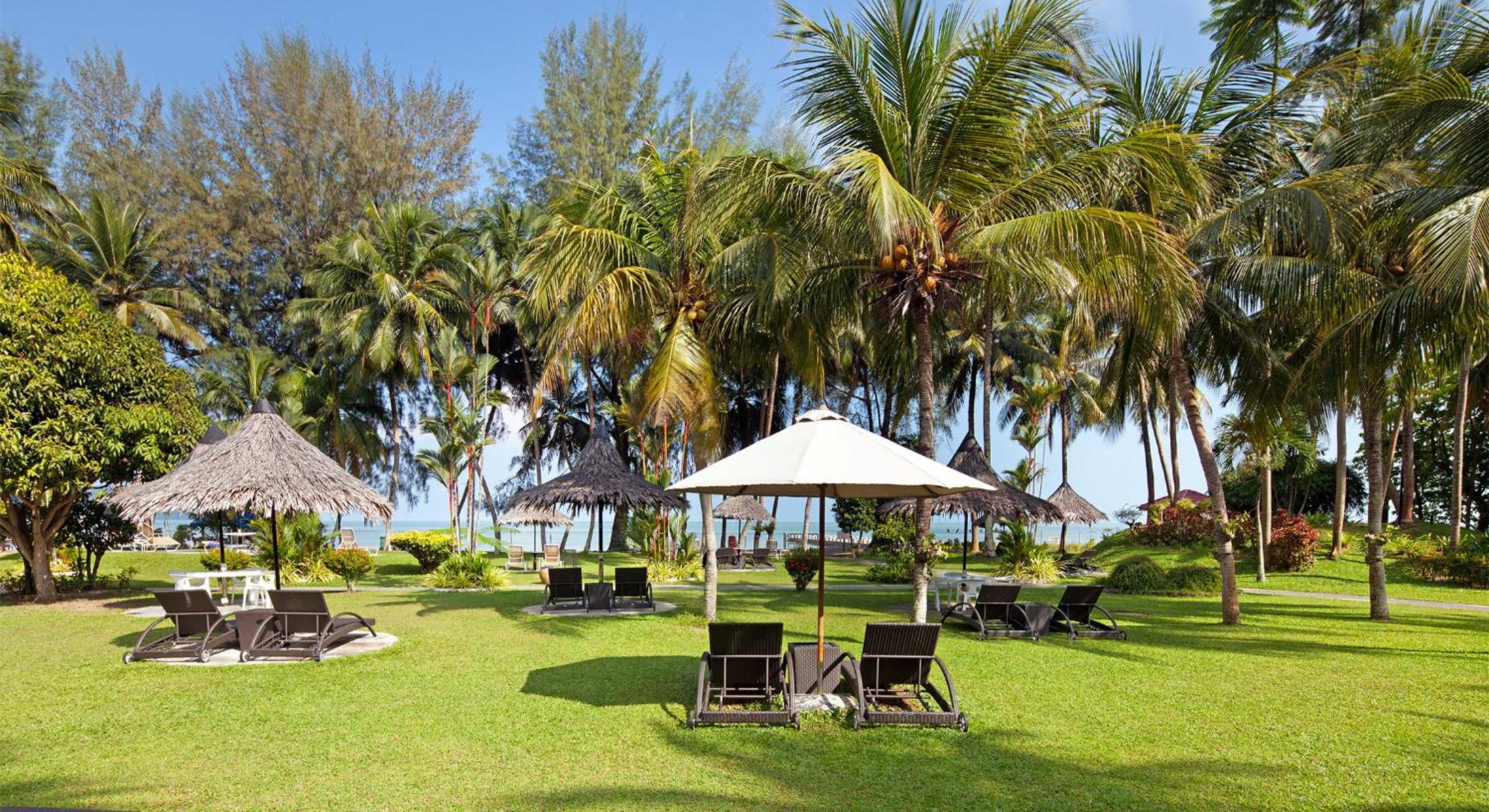 The Bayview Beach Resort photo 2