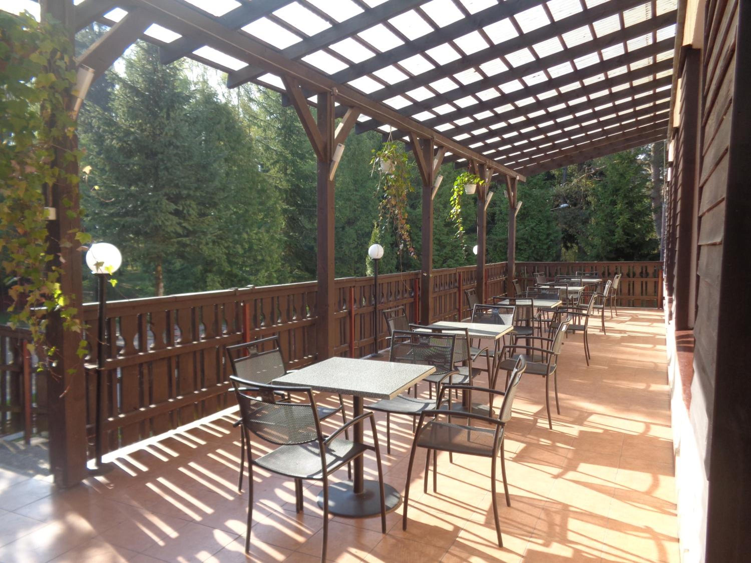 outdoor BBQ area