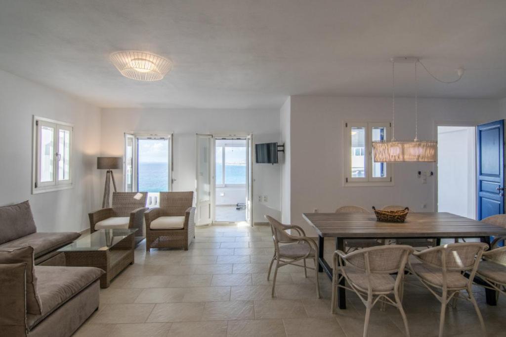 Apricot and Sea Luxury Villas