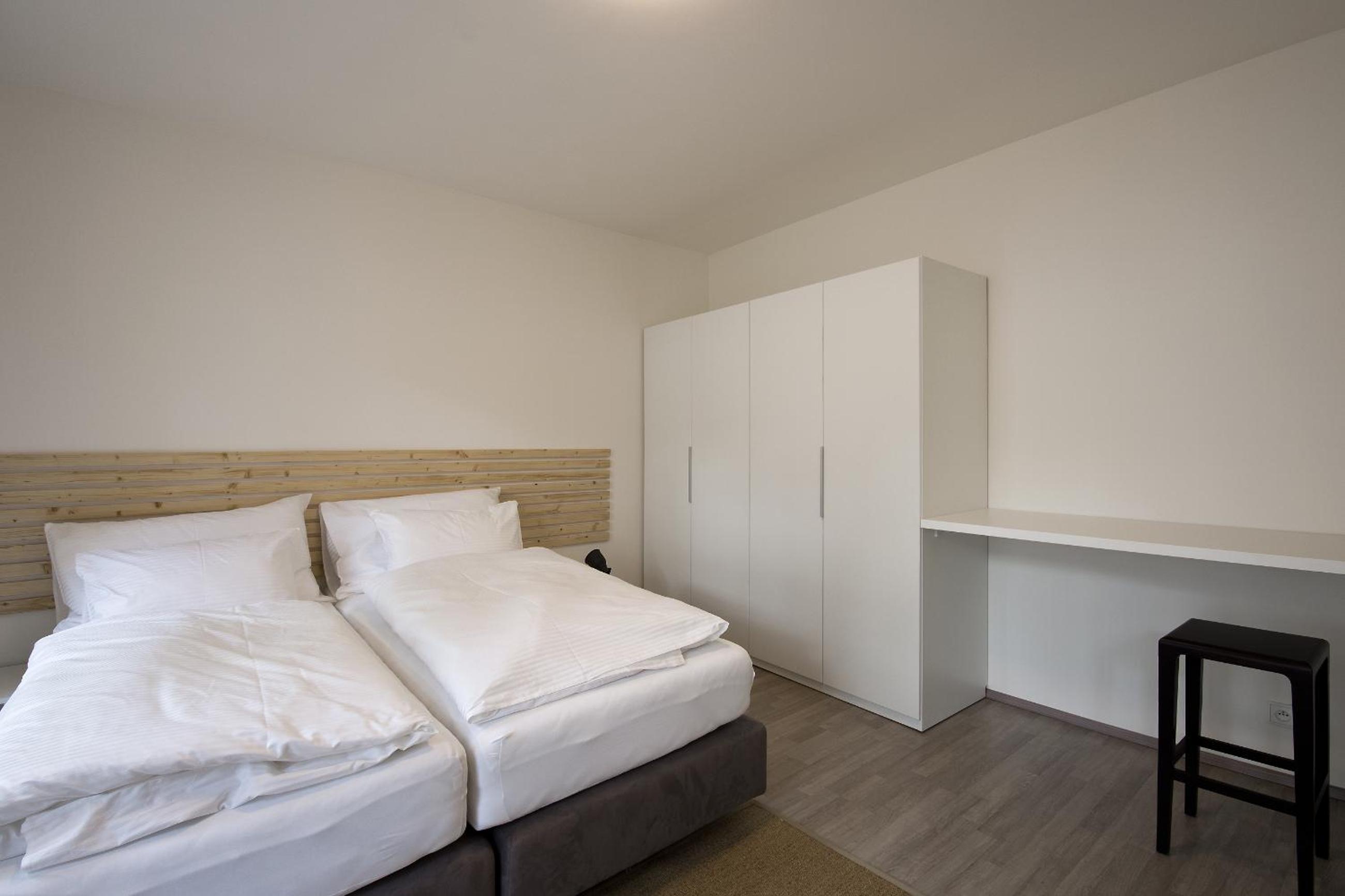 Lakepark Residence