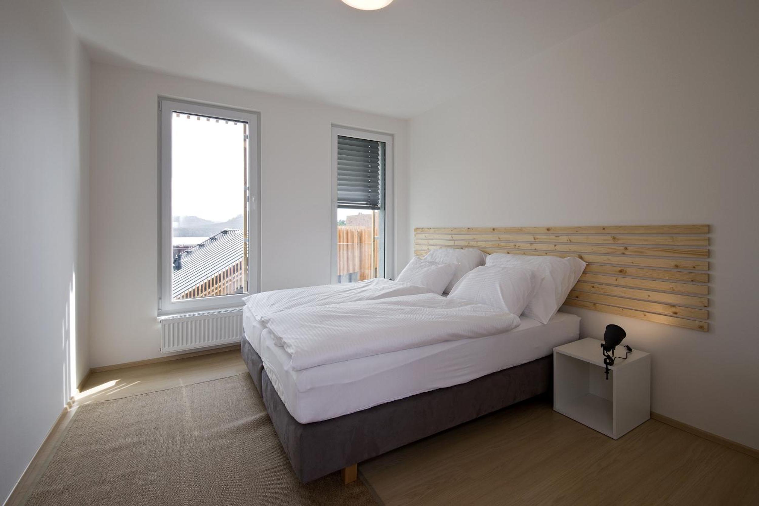 Lakepark Residence