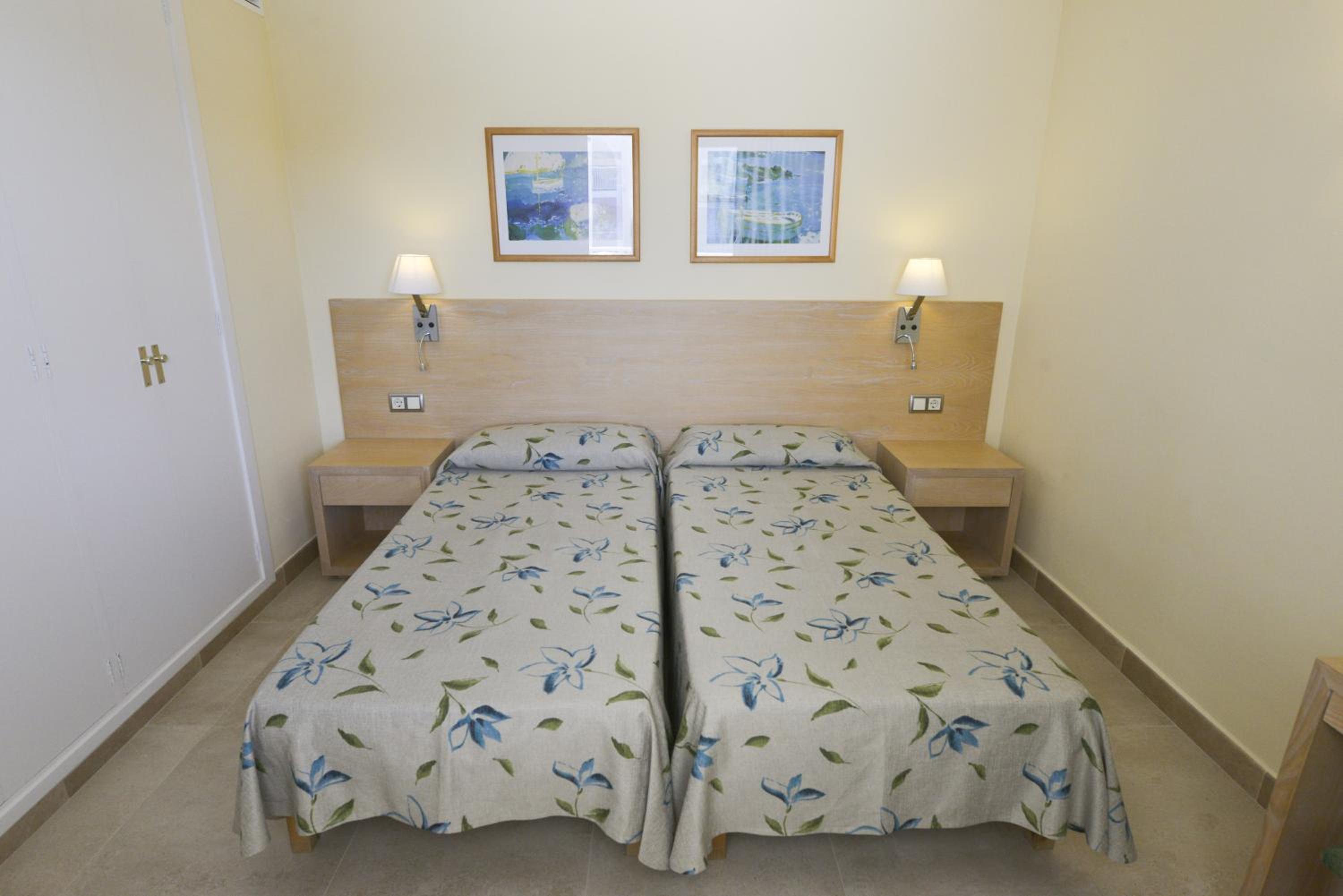 Apartamentos Ferrera Pins view 2