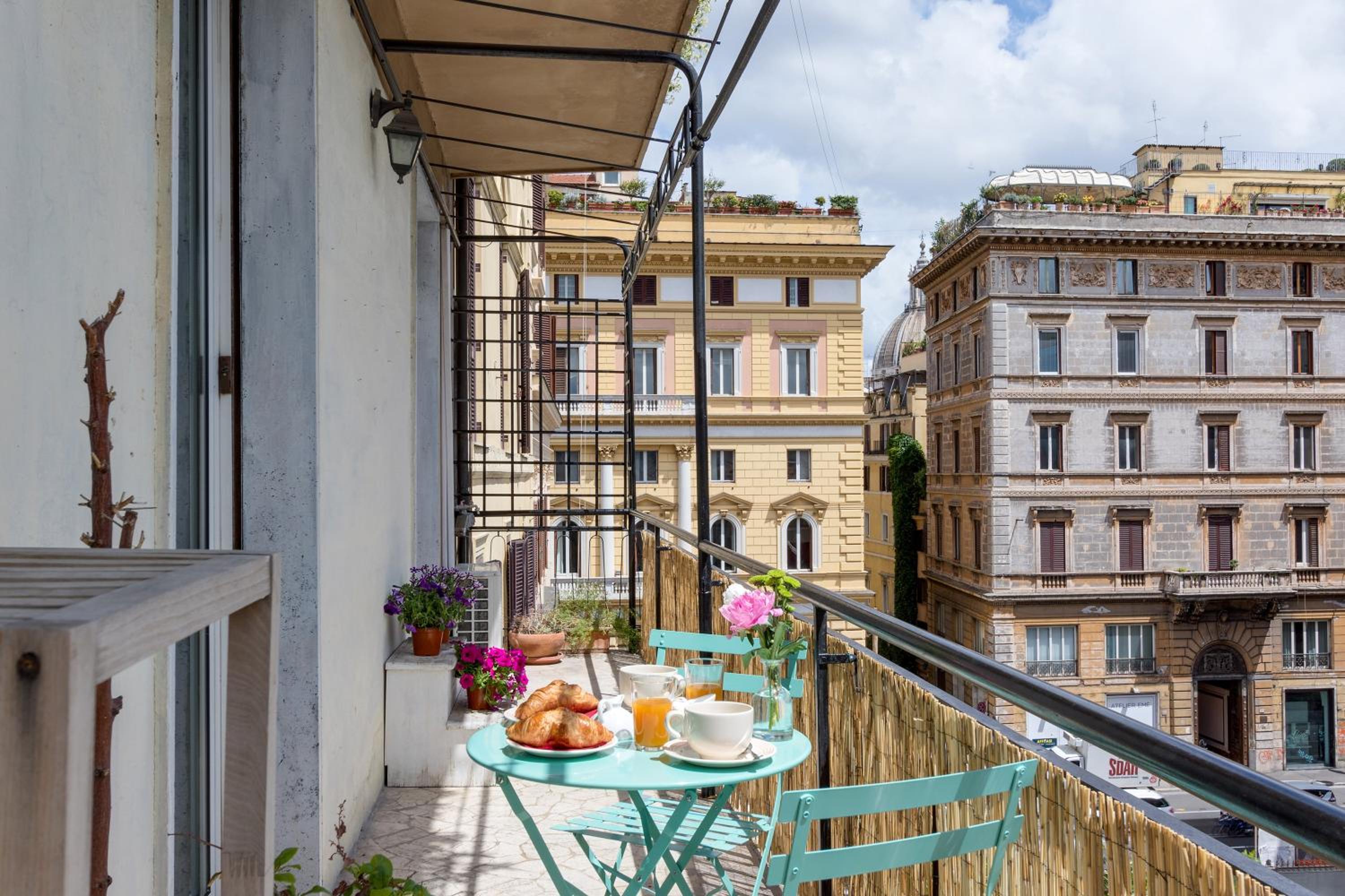 Rome As You Feel - Pellegrino Luxury Apartment with Balcony — Rome photo 4