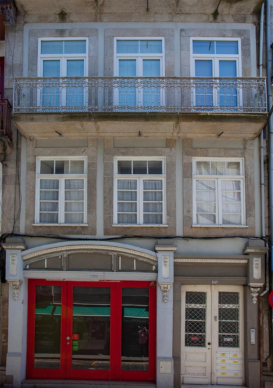 Liiiving in Porto | Central Secret Balcony