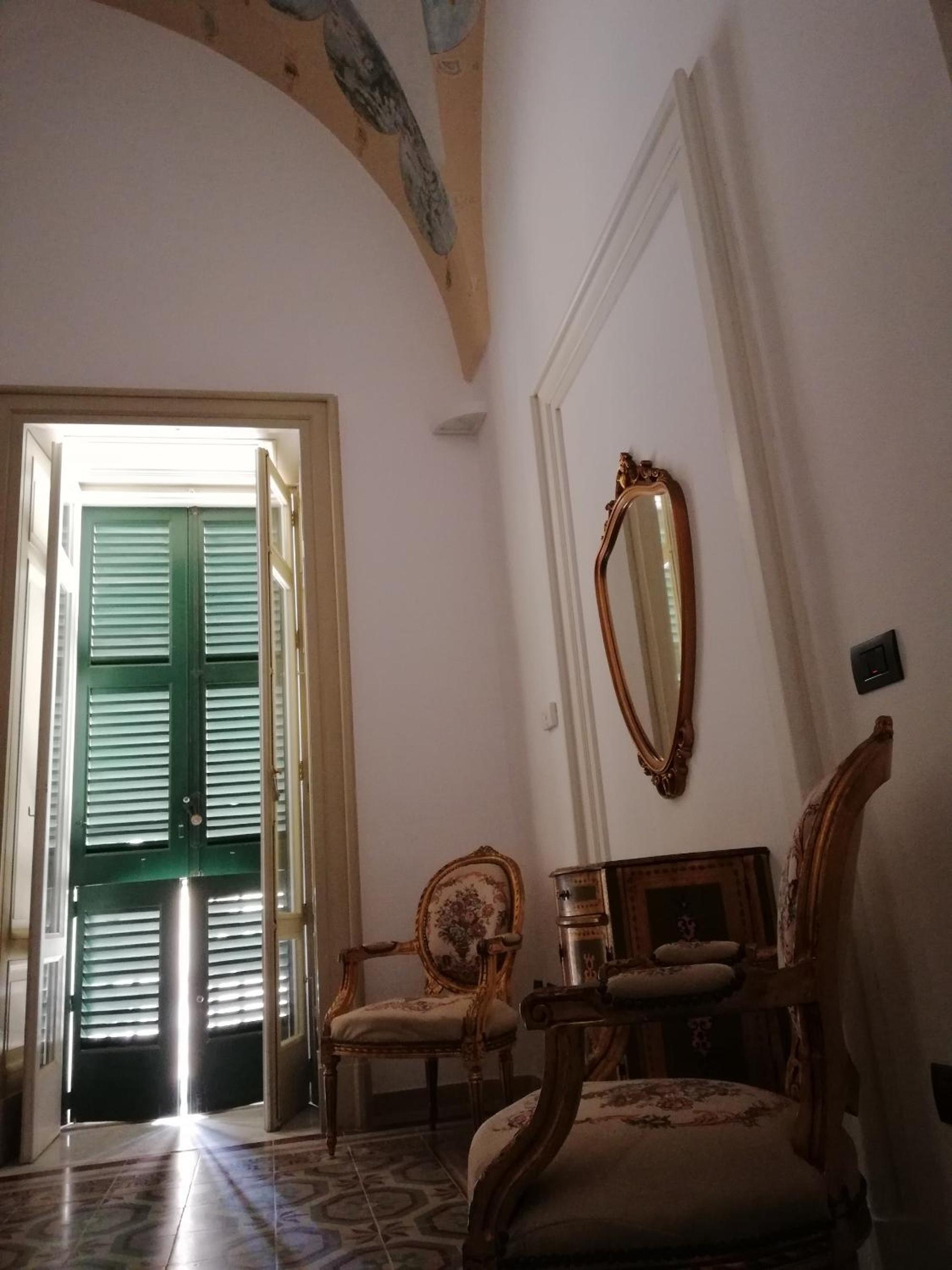 Agorà Suites & Apartments