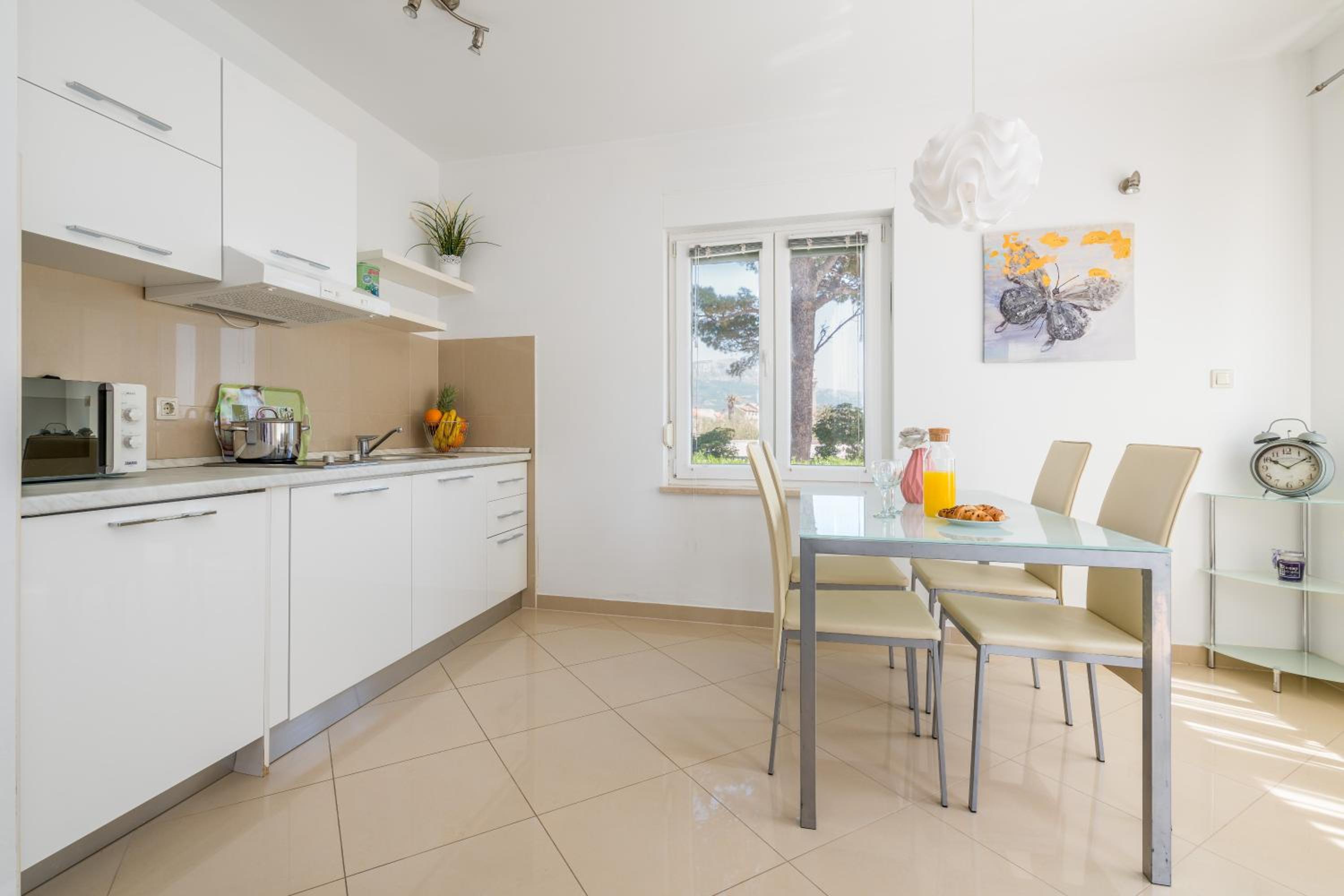 Beachfront Apartments Gabine