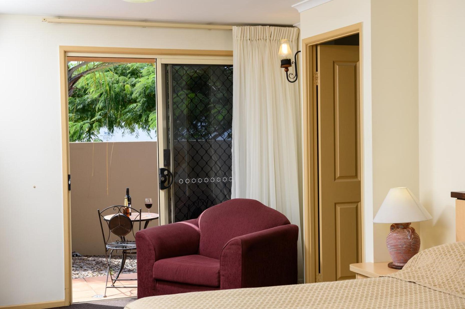 Villa Mirasol Motor Inn