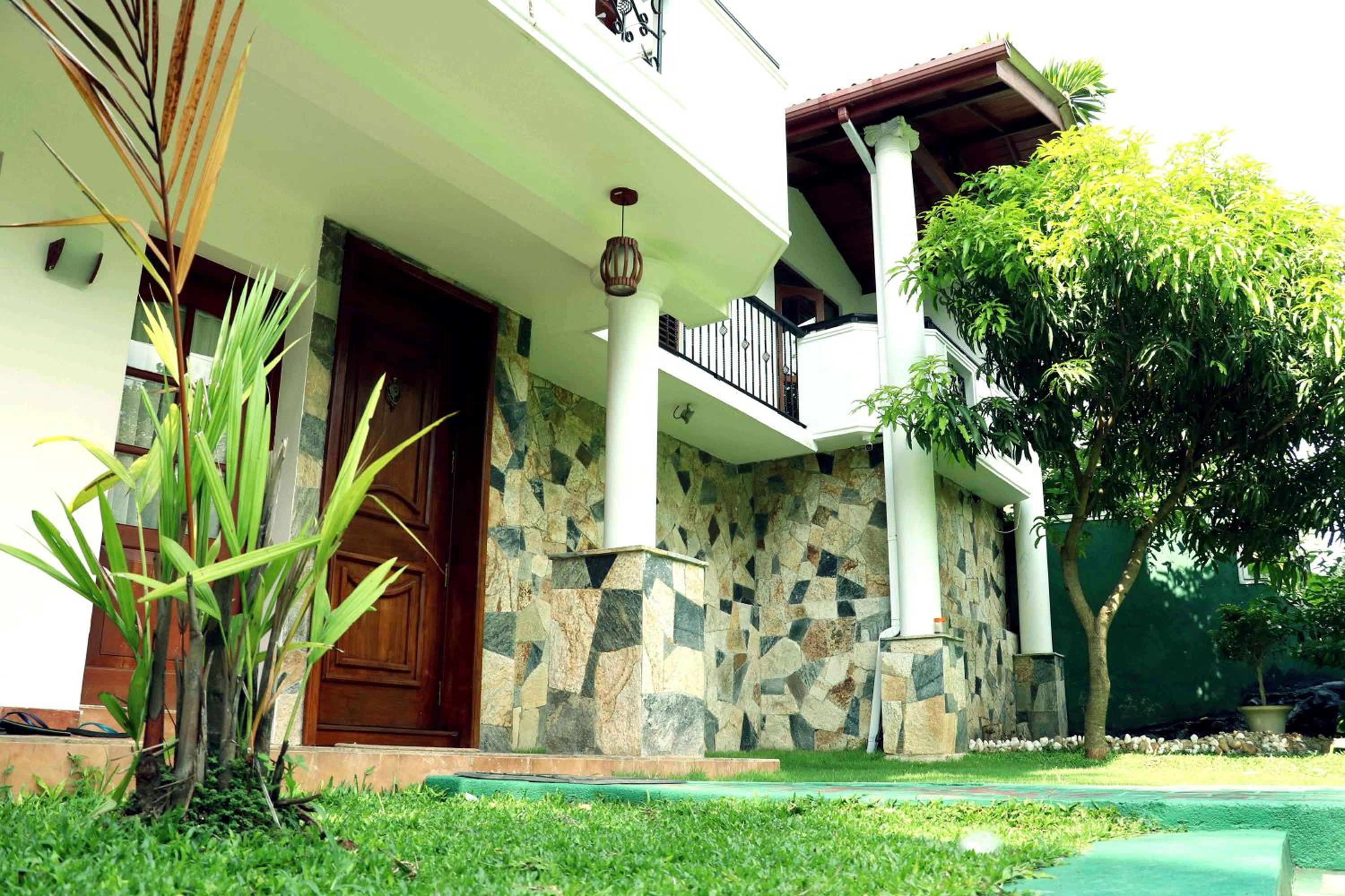 Villa Royce view 4
