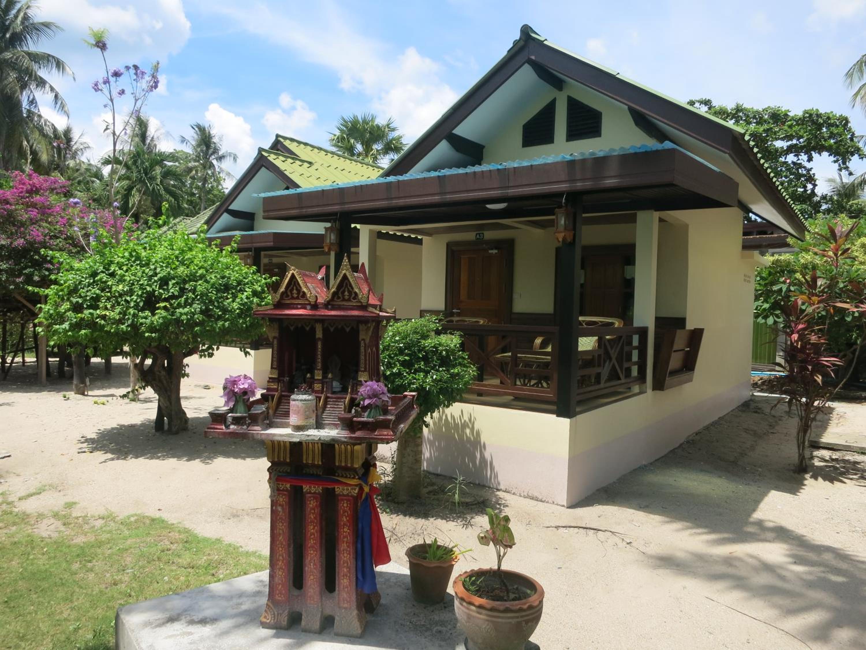 Dewshore Resort