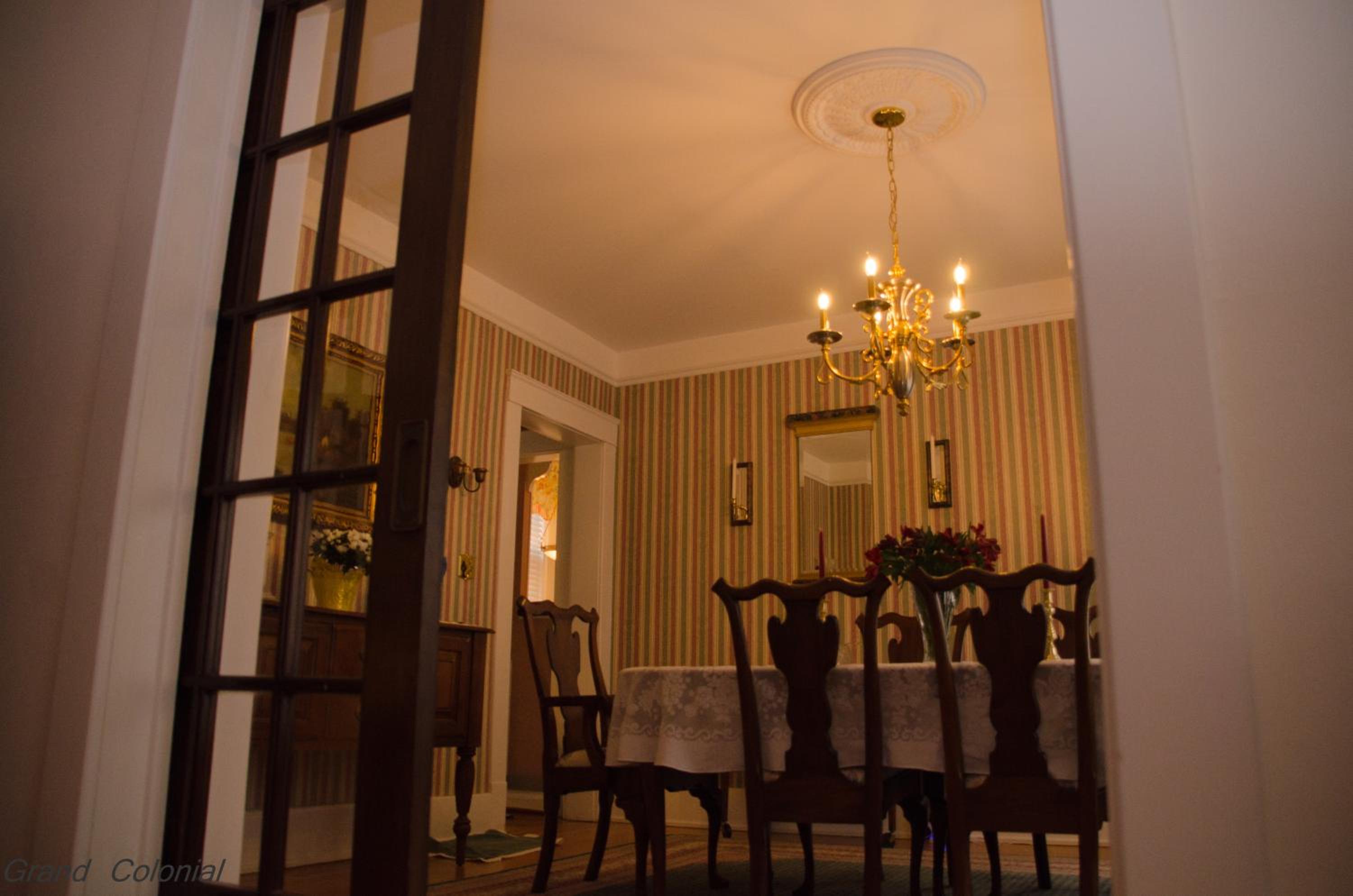 Grand Colonial Bed and Breakfast - Property Image 12