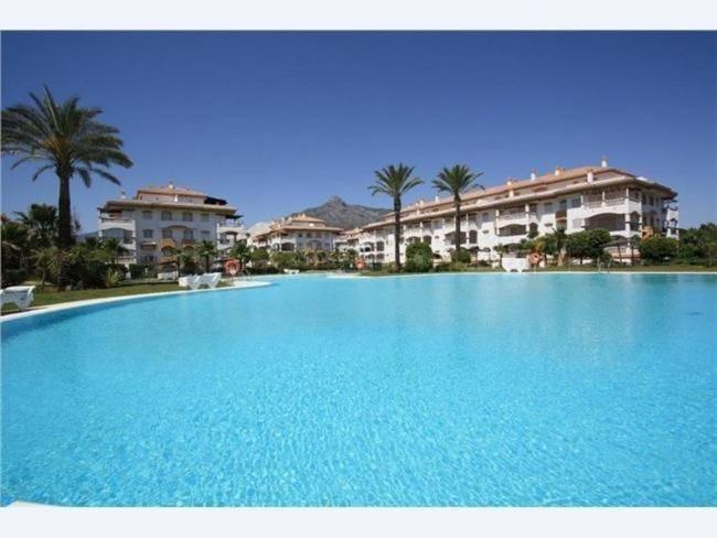 Apartamento 2 dorm. Puerto Banus view 5