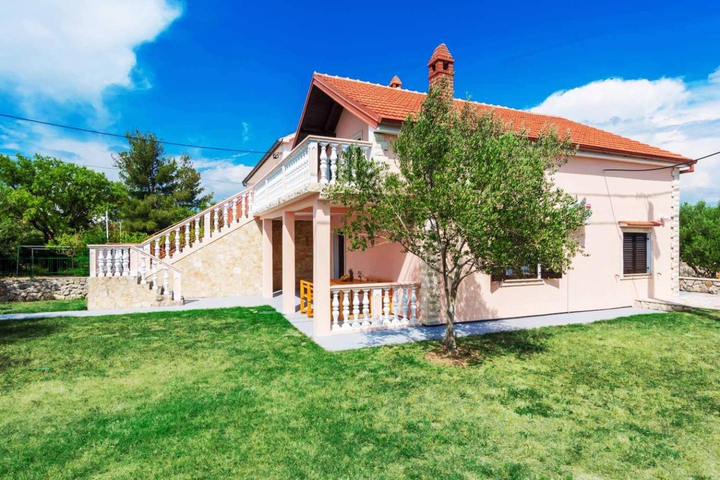Vacation house Maslina view 4