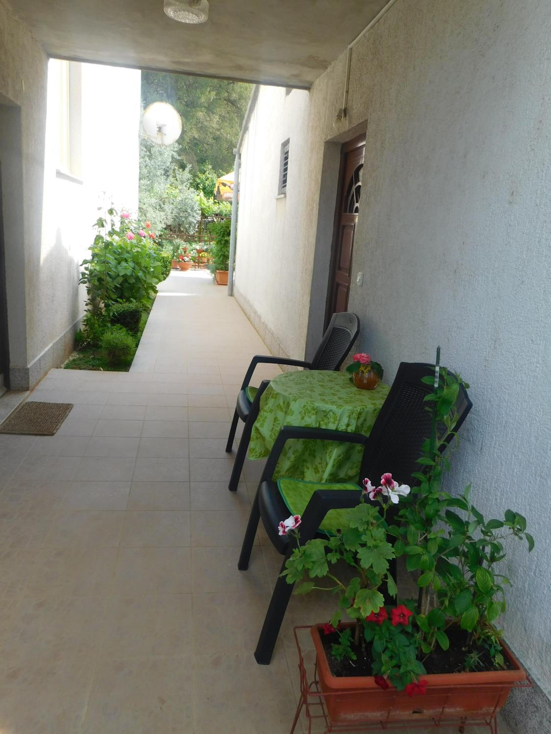Photo 34