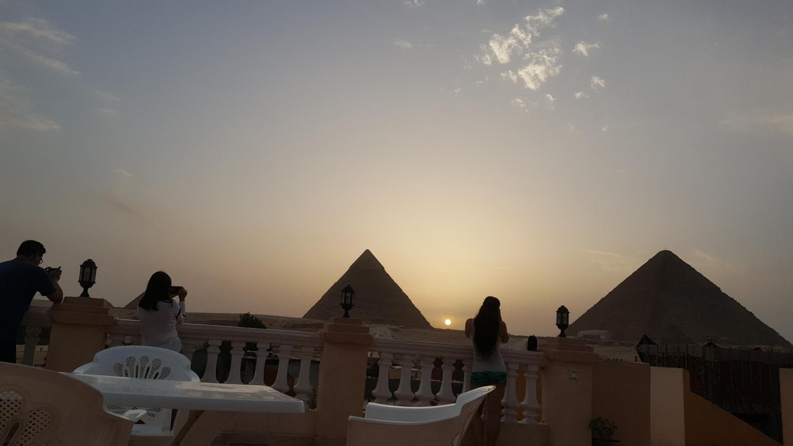 Royal Pyramids Inn