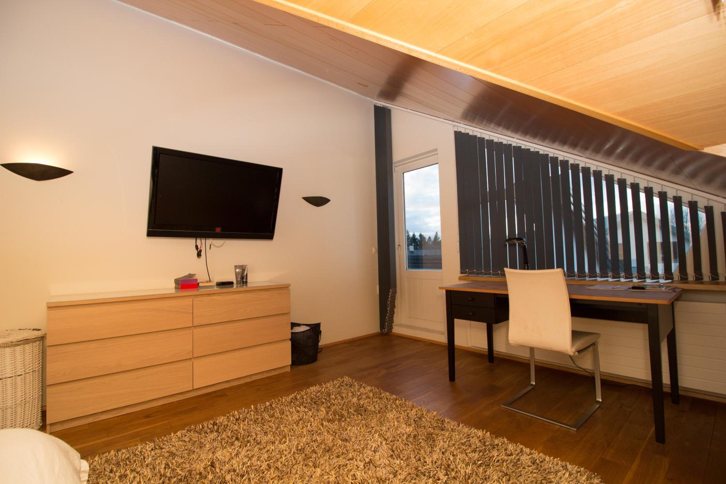 Family Villa Reykjavík view 2
