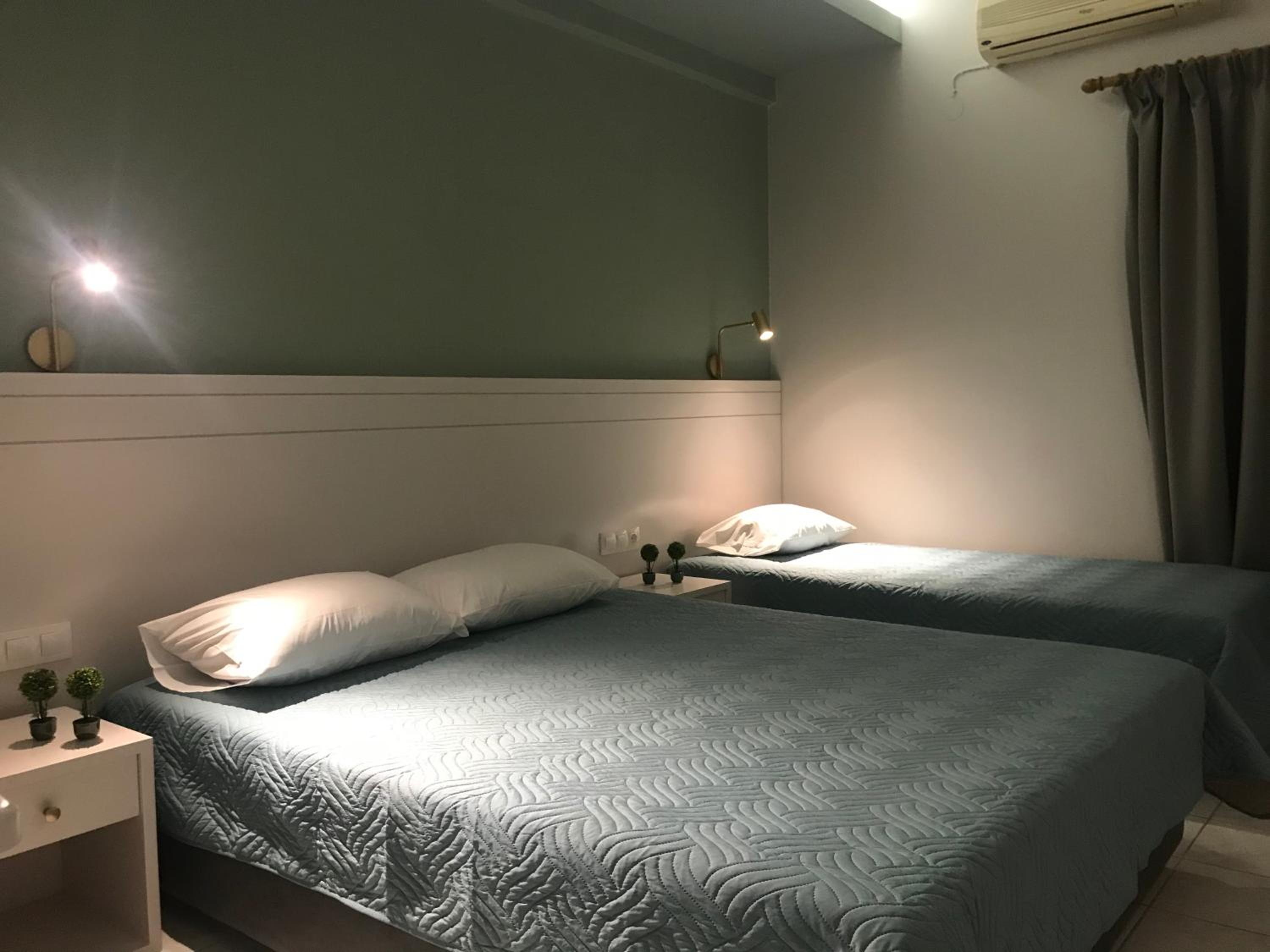 George Deluxe Apartments