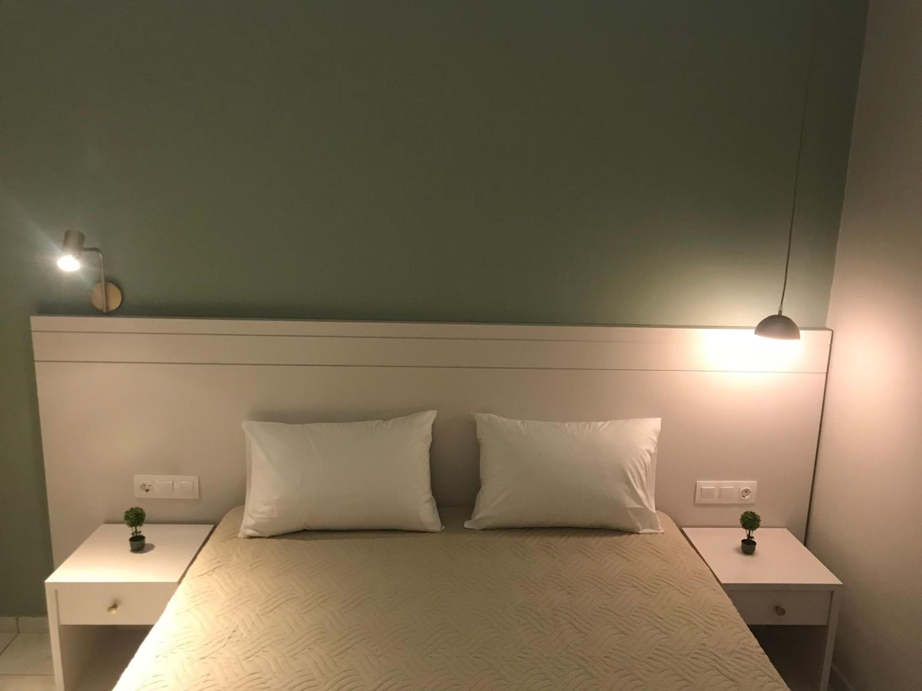 George Deluxe Apartments