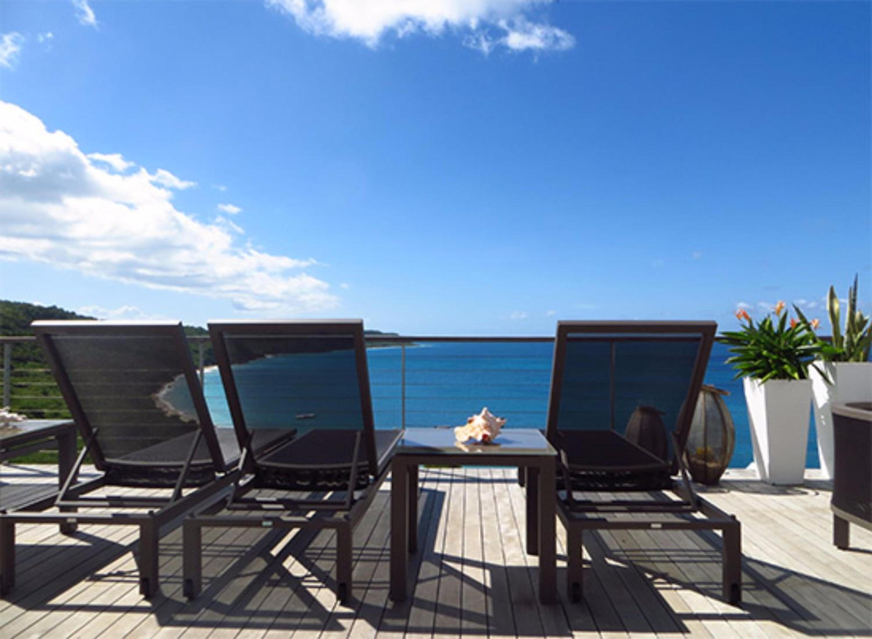 CeBlue Villas