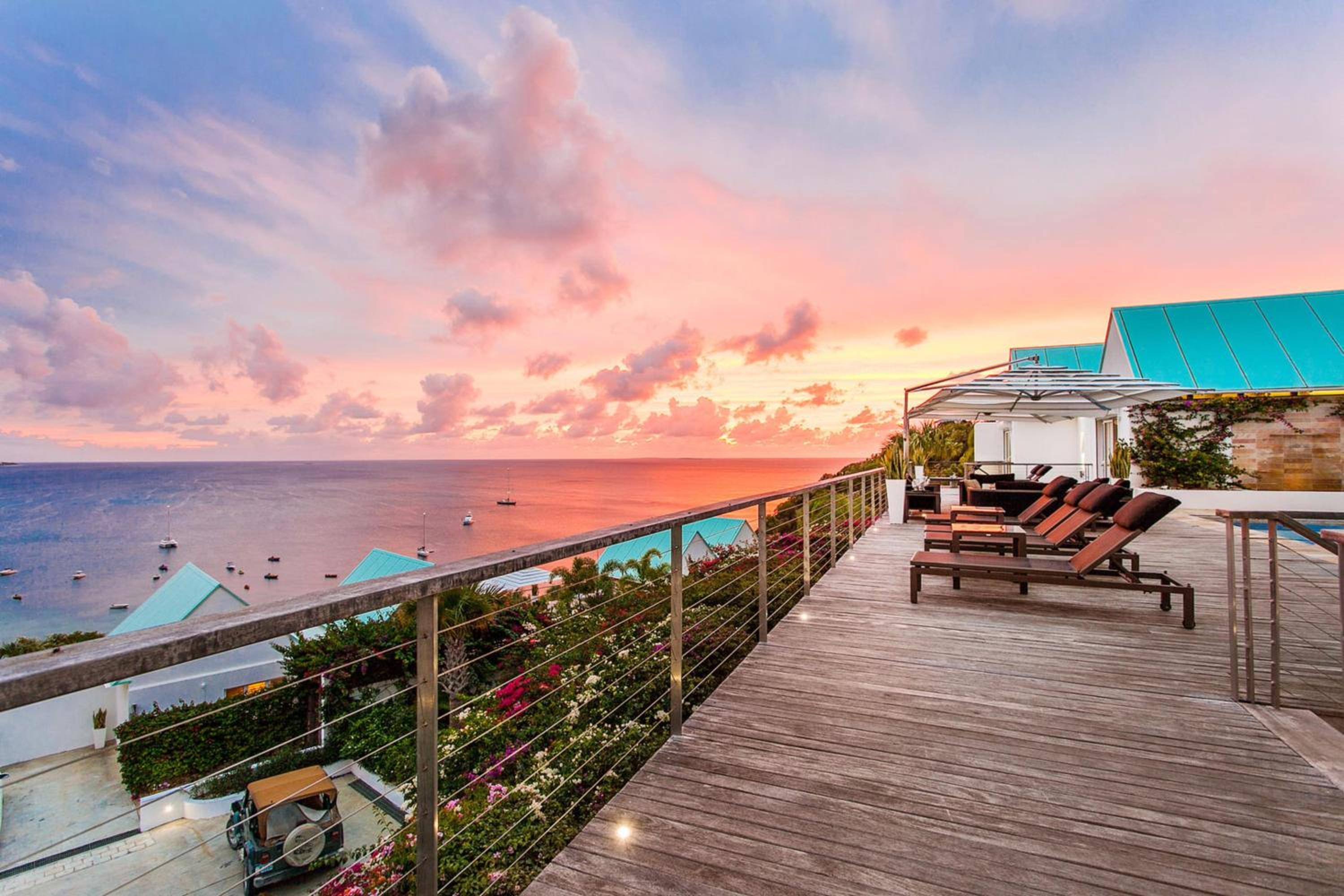CeBlue Villas