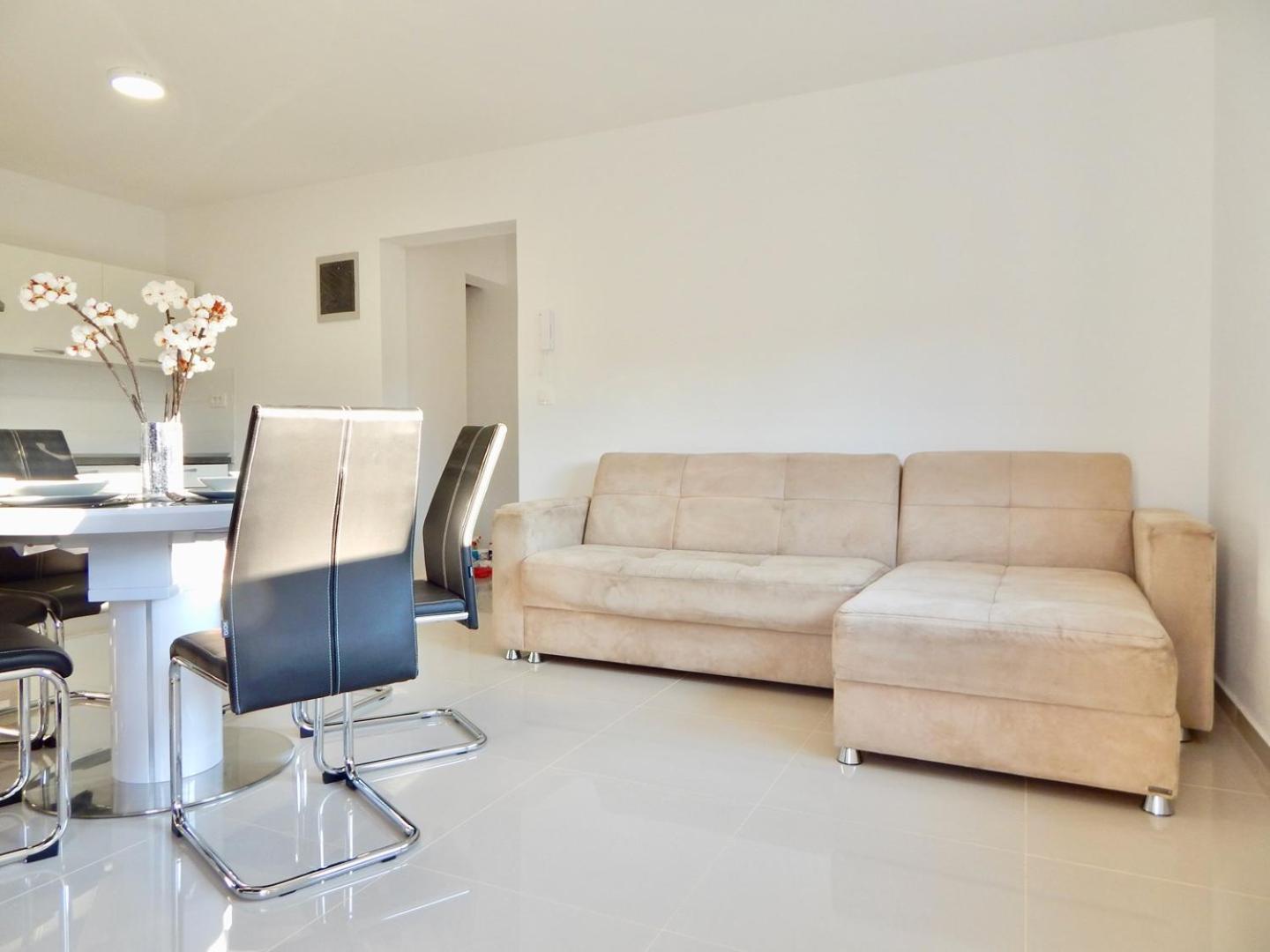Apartments Mira view 4