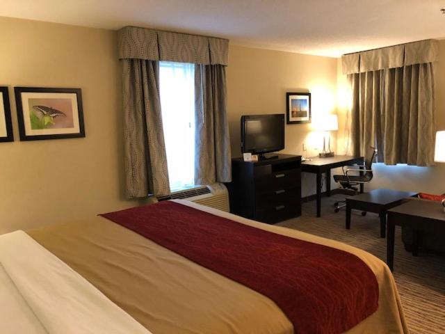 Inn at Clinton